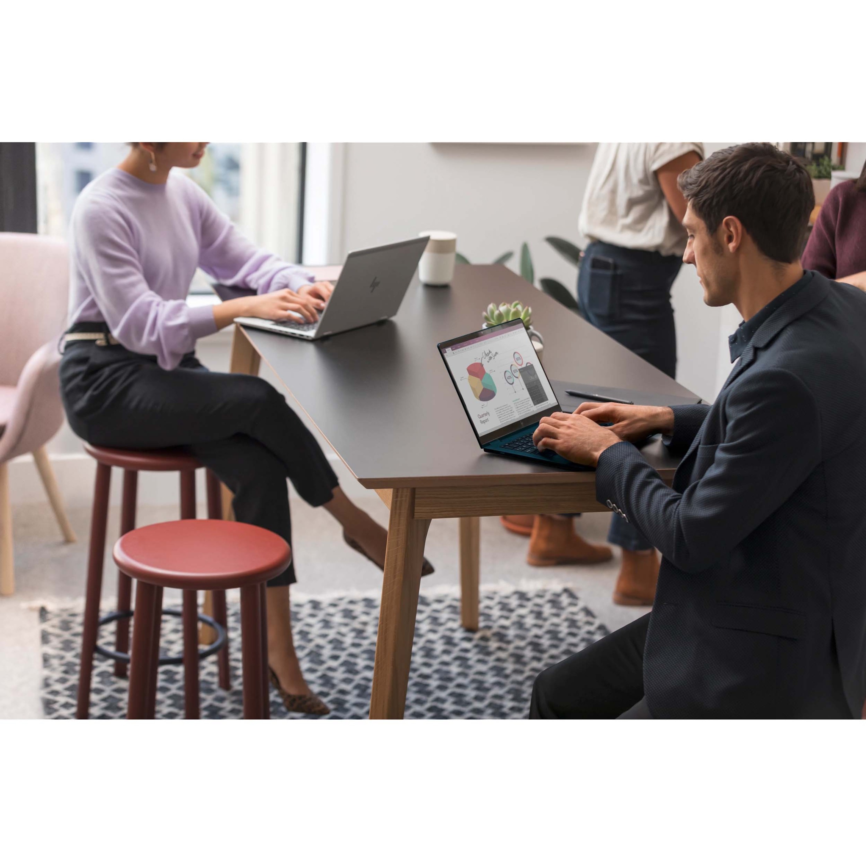 HP EliteBook 855 G7 15.6" Notebook - AMD Ryzen 7 4750U - 16 GB - 256 GB SSD - AMD Radeon Vega Graphics - In-plane Switching (IPS) Technology — life style