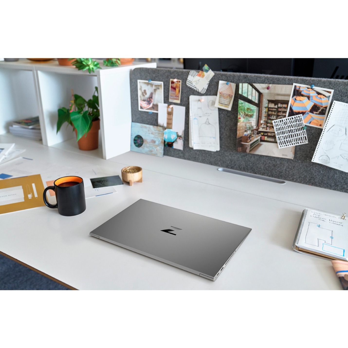 HP ZBook Studio G7 15.6" Mobile Workstation - Intel Core i9 10th Gen i9-10885H - 32 GB - 512 GB SSD - 18 Hours Battery Run Time — alternate image2