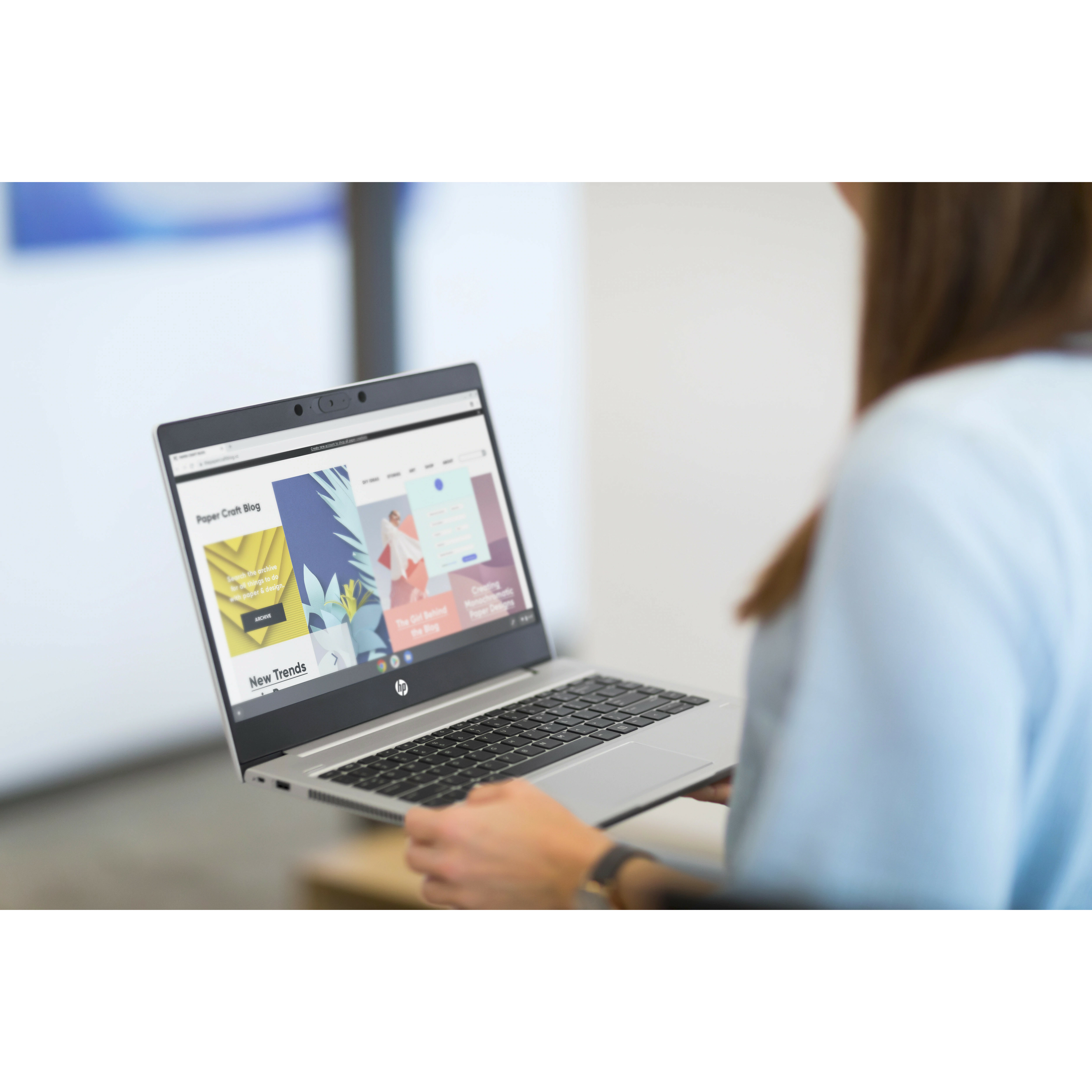 HP ProBook 445 G7 14" Rugged Notebook - AMD Ryzen 3 4300U - 4 GB - 128 GB SSD - AMD Chip - AMD Radeon Graphics - 15.25 Hours Battery Run Time — life style