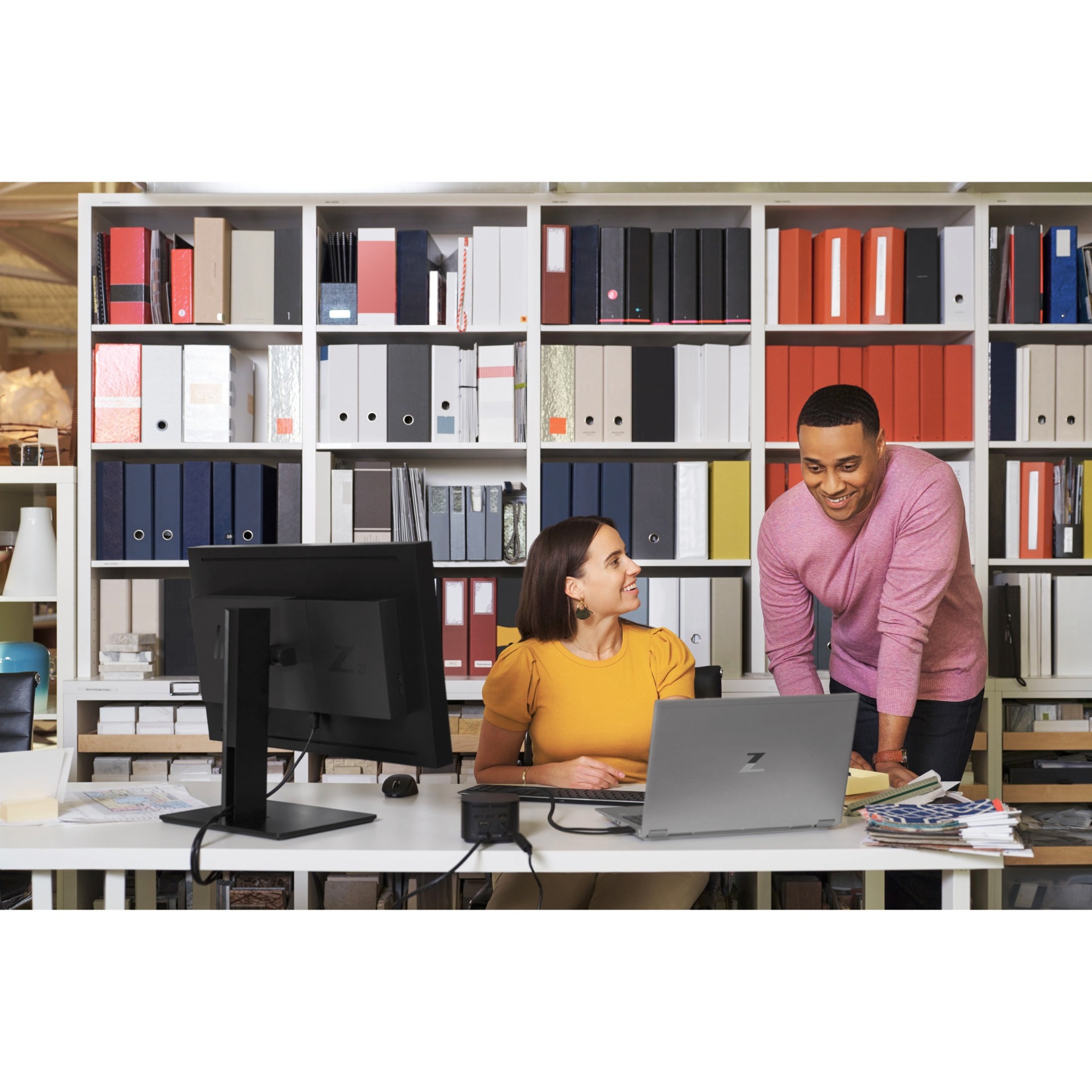 HP ZBook 15 G7 15" Mobile Workstation - Intel Core i7 10th Gen i7-10850H - 32 GB - 512 GB SSD - Intel Chip - LTE Advanced - 4G — alternate image3
