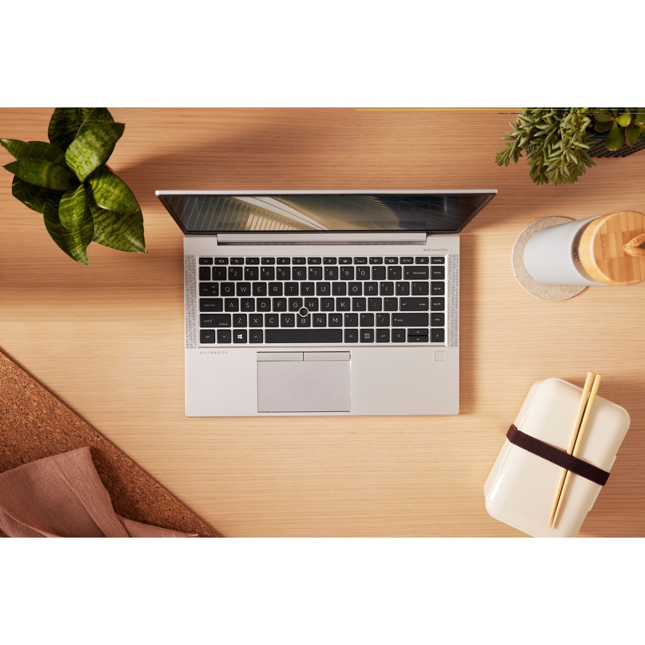 HP EliteBook 845 G8 14" Notebook - Full HD - 60 Hz - AMD Ryzen 5 PRO 5650U - 16 GB - 256 GB SSD - AMD Chip - 1920 x 1080 - AMD Radeon Graphics - In-plane Switching (IPS) Technology — alternate image1