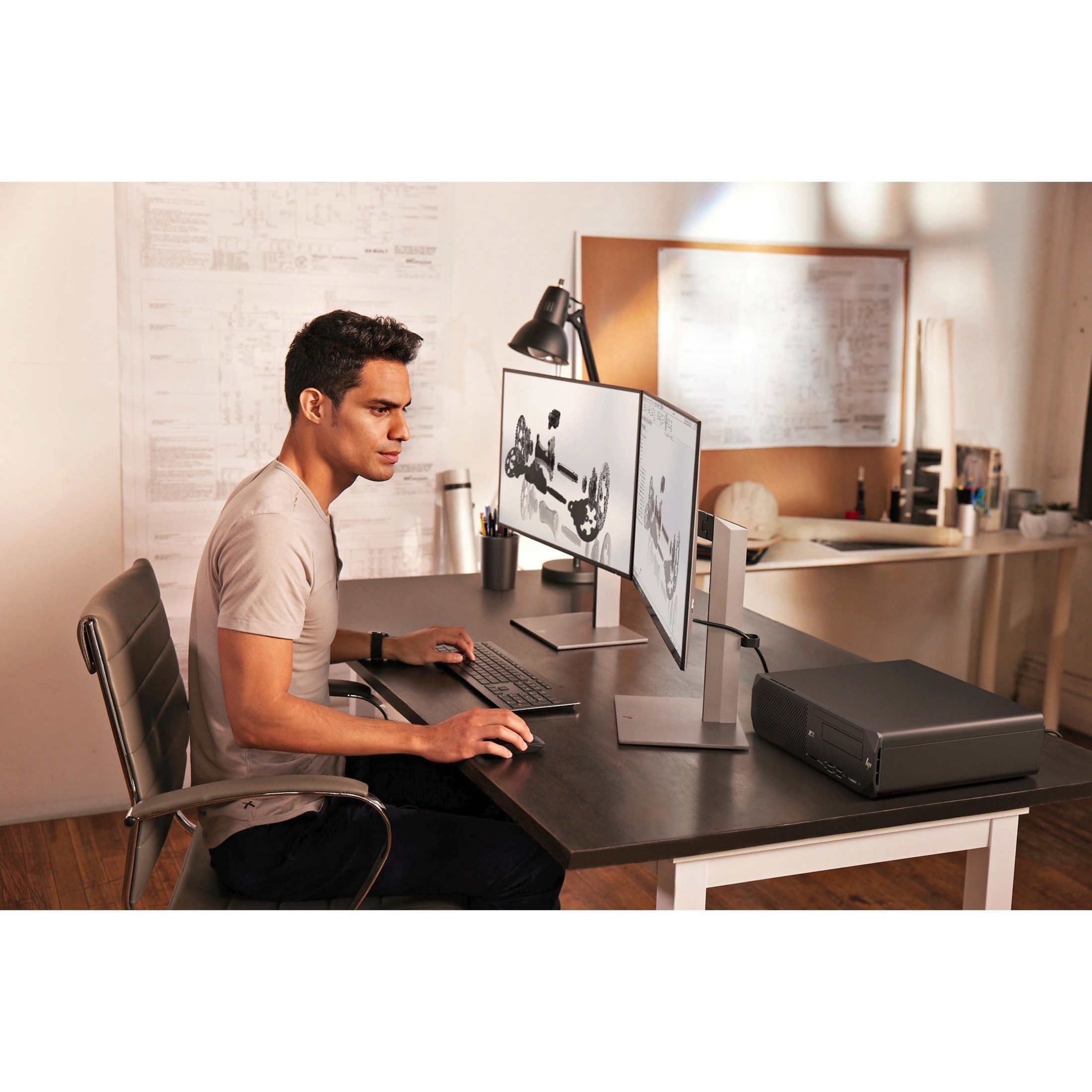 HP Z2 G8 Workstation - 1 Xeon W-1370 - 16 GB - Serial ATA/600 Controller - 0, 1 RAID Levels - Gigabit Ethernet — alternate image5