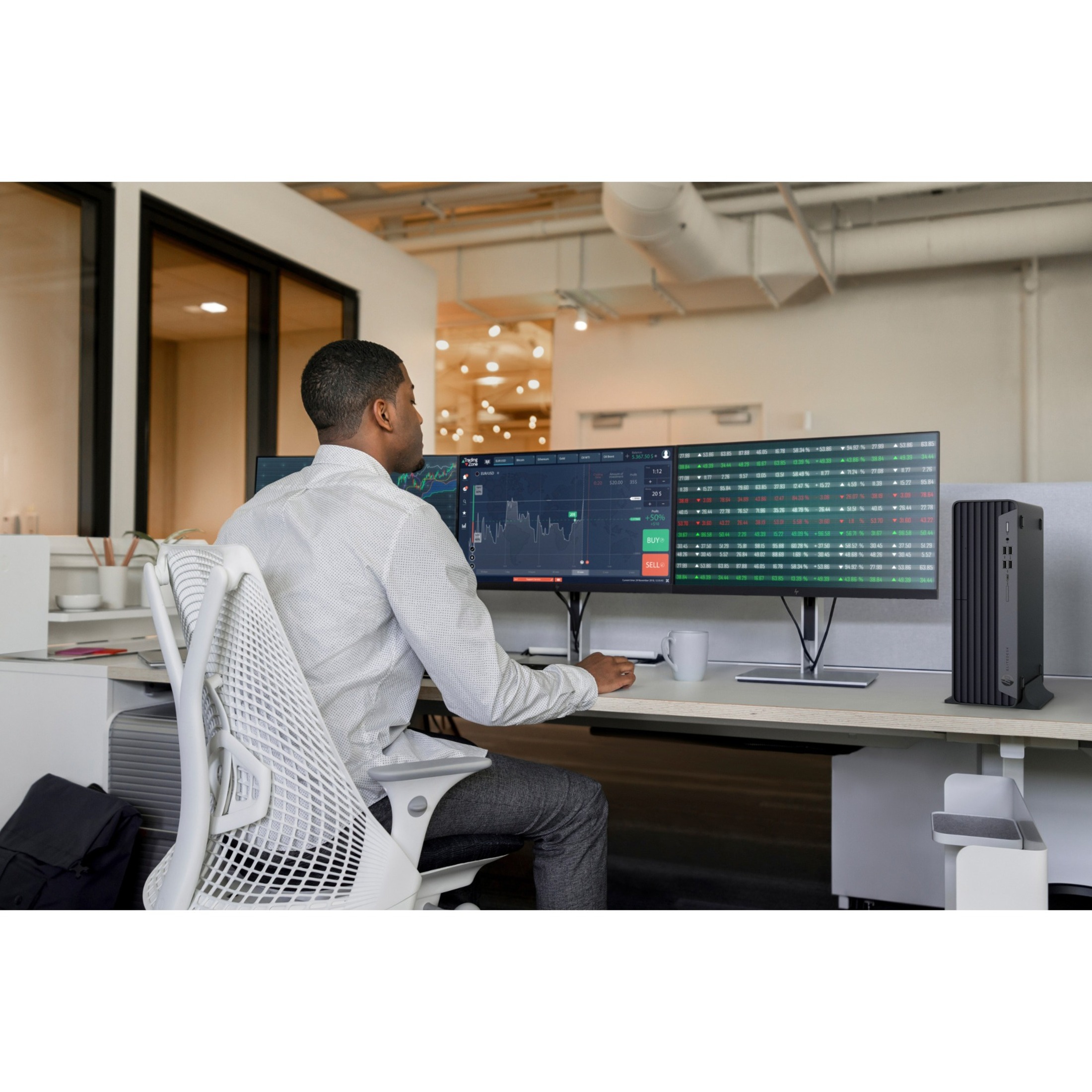 HP EliteDesk 800 G6 Desktop Computer - Intel Core i7 10th Gen i7-10700 - vPro Technology - 16 GB - 256 GB PCI Express NVMe 3.0 SSD - Small Form Factor - Intel Q470 Chip - Intel UHD Graphics 630 DDR4 SDRAM — alternate image1