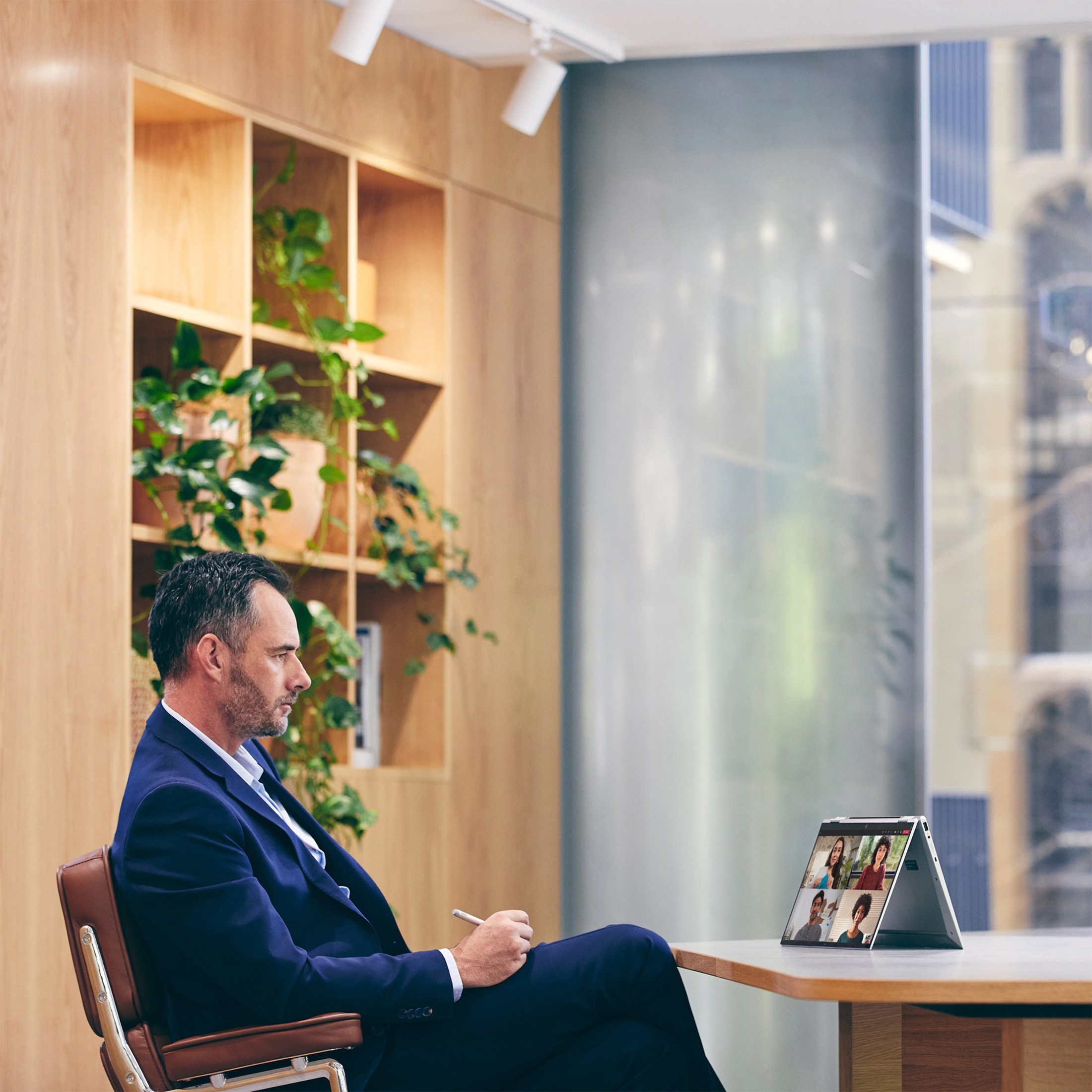 HP EliteBook x360 1040 G8 14" Touchscreen Convertible 2 in 1 Notebook - 60 Hz - Intel Core i7 11th Gen i7-1185G7 - vPro Technology - 16 GB - 256 GB SSD - Intel Chip - Intel Iris Xe Graphics - In-plane Switching (IPS) Technology — alternate image2
