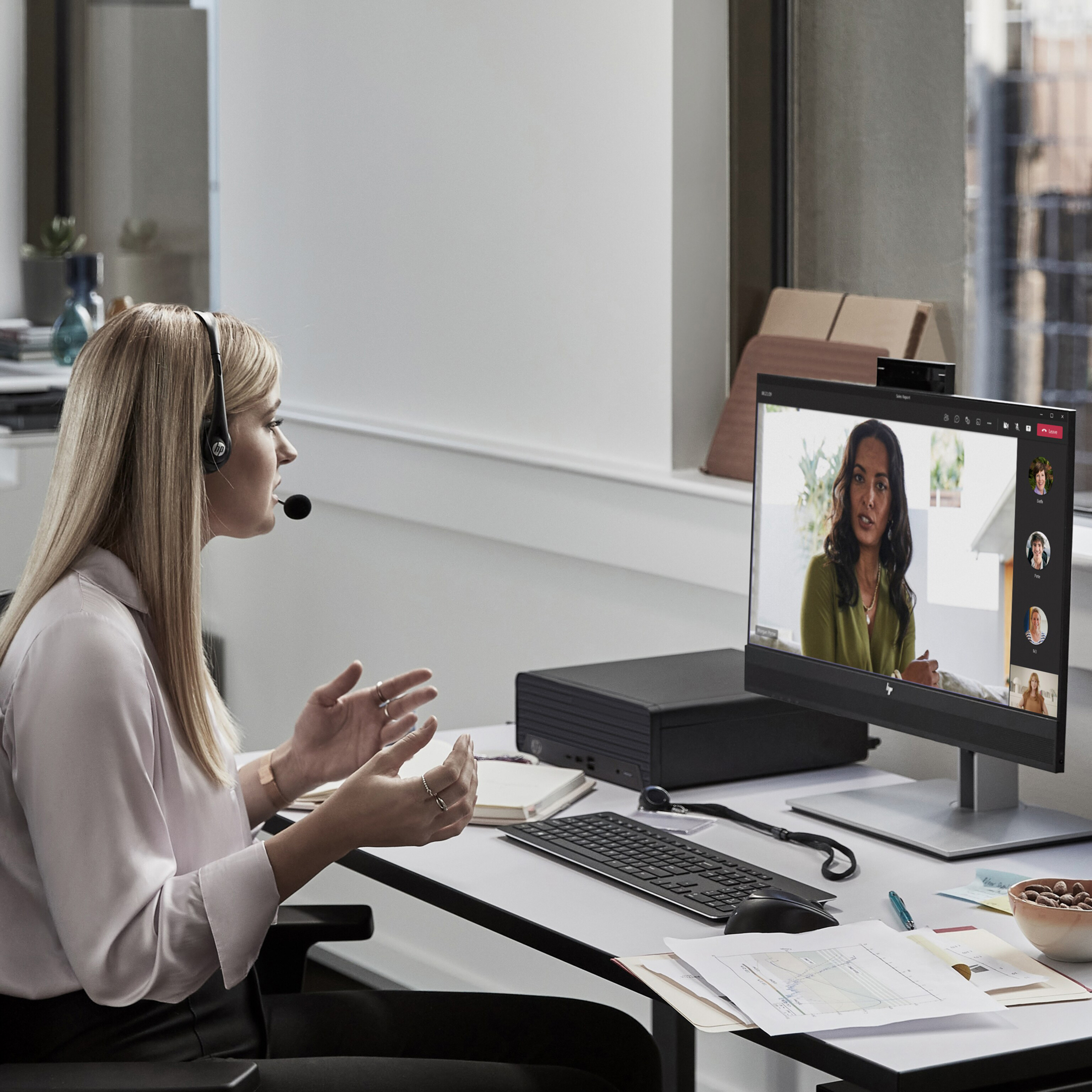 HP Pro SFF 400 G9 Desktop Computer - Intel Core i5 12th Gen i5-12500 - 32 GB - 512 GB PCI Express NVMe SSD - Small Form Factor - Intel Q670 Chip — life style