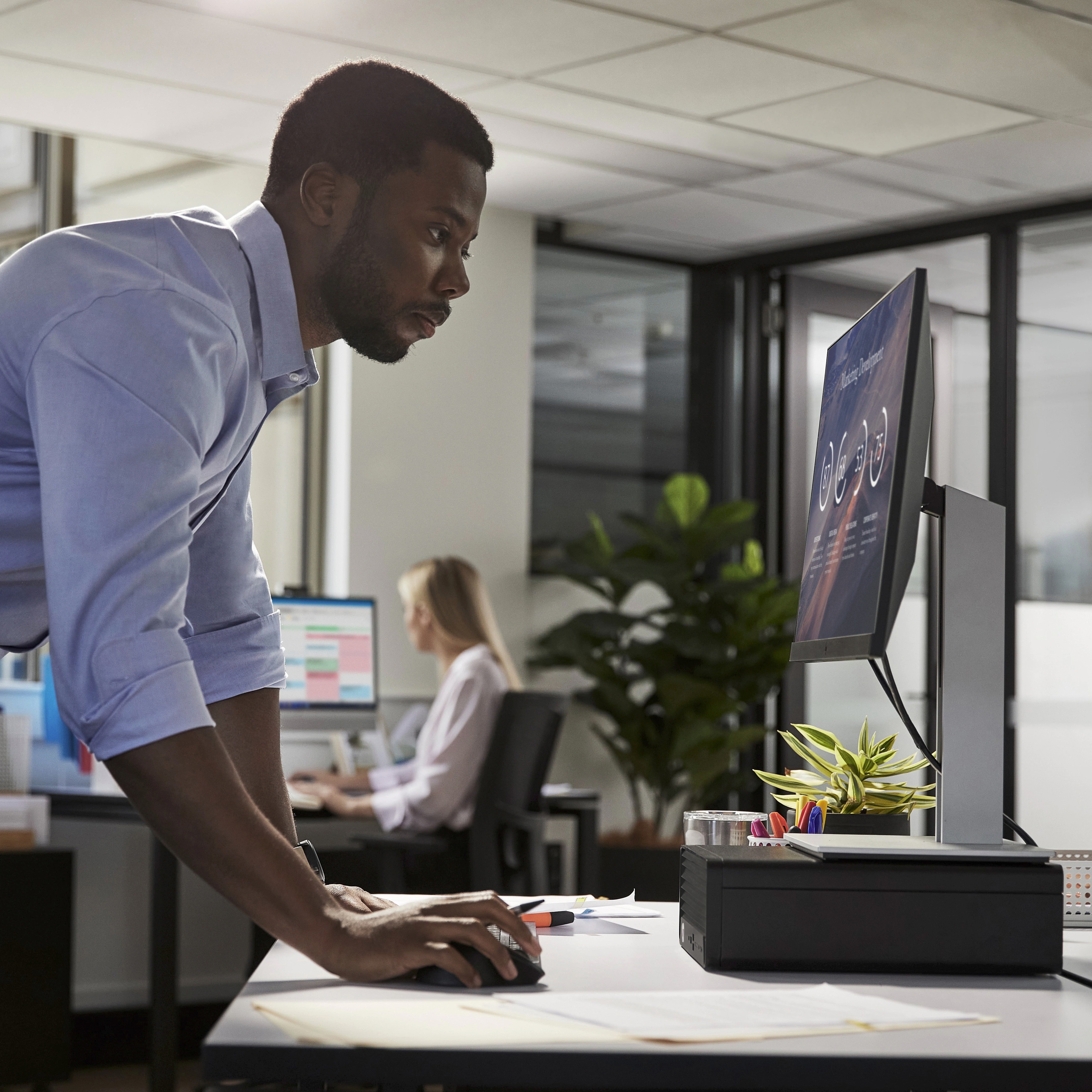 HP Business Desktop Pro SFF 400 G9 Desktop Computer - Intel Core i5 12th Gen i5-12500 - 16 GB - 512 GB SSD - Small Form Factor - Intel Q670 Chip — alternate image3