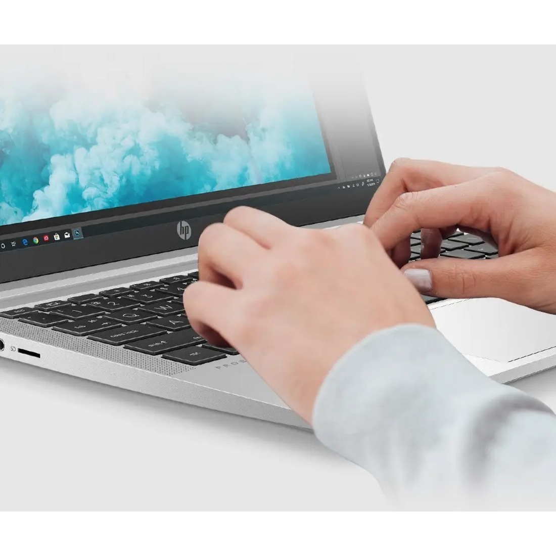 HP ProBook 450 G8 15.6" Notebook - Full HD - 60 Hz - Intel Core i5 11th Gen i5-1145G7 - 8 GB - 256 GB SSD - Pike Silver Aluminum - Intel Chip - 1920 x 1080 - Intel Iris Xe Graphics - In-plane Switching (IPS) Technology - Front Camera/Webcam — alternate image3