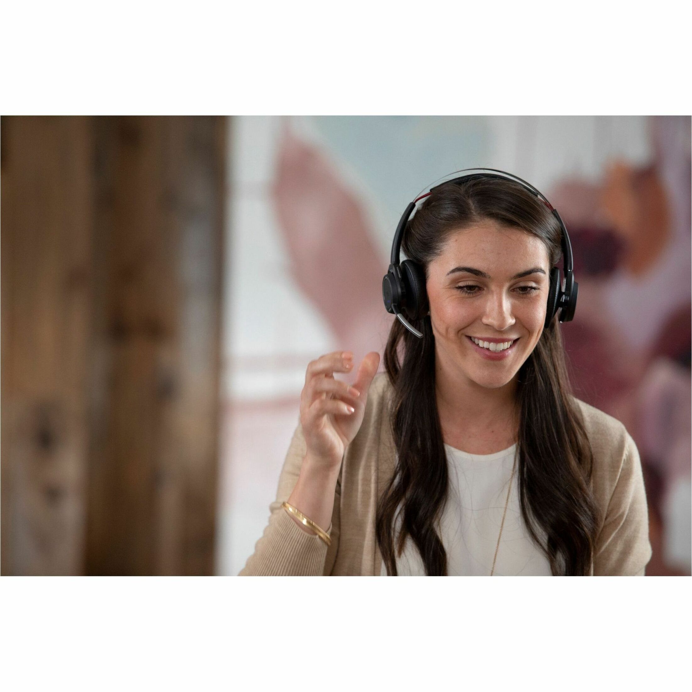 Poly Voyager Focus B825 USB-A Headset + Charging Stand - Siri, Google Assistant - Stereo - USB Type A - Wireless - Bluetooth - 98.4 ft - 20 Hz to 20 kHz - On-ear, Over-the-head - Binaural - Supra-aural - Electret Condenser, MEMS Technology Microphone - Black — life style
