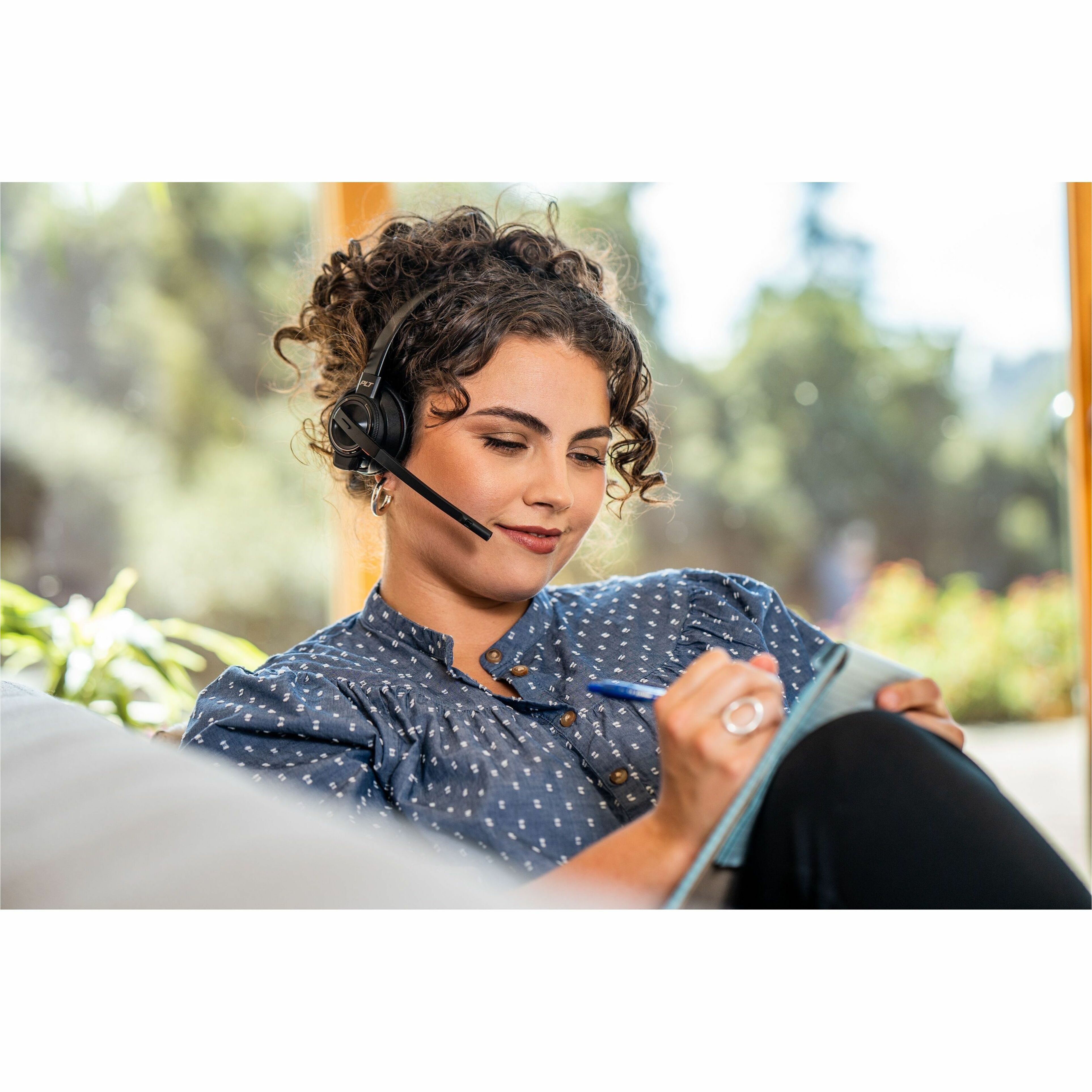 Poly Savi 8210 Office DECT 1920-1930 MHz Single Ear Headset - Monaural - Ear-cup - 180 ft - Bluetooth/DECT - 32 Ohm - 20 Hz to 20 kHz - Noise Cancelling Microphone - Charging Cradle — life style