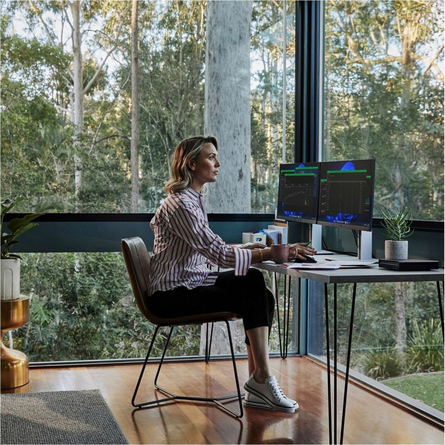 HP Elite Mini 800 G9 Desktop Computer - Intel Core i7 12th Gen i7-12700 - vPro Technology - 16 GB - 512 GB PCI Express NVMe SSD - Mini PC - Intel Q670 Chip - Intel UHD Graphics 770 DDR5 SDRAM — alternate image1