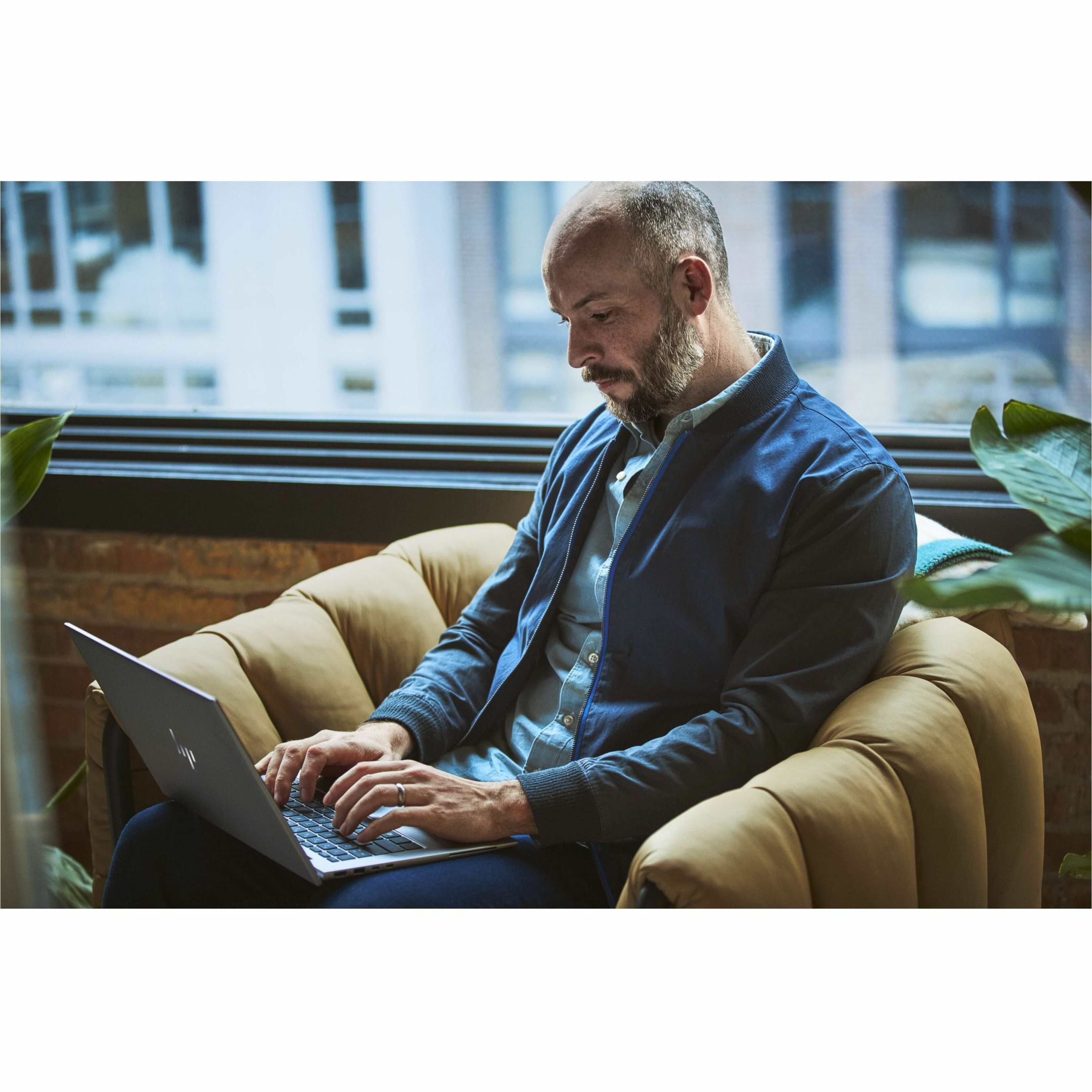 HP ZBook Firefly G10 14" Touchscreen Clamshell Mobile Workstation - 5G - WUXGA - 60 Hz - Intel Core i5 13th Gen i5-1350P - 32 GB - 512 GB SSD - Intel Chip - HSPA+, DC-HSPA+, LTE, UMTS - 1920 x 1200 - Windows 11 Pro - Intel Iris Xe Graphics - In-plane Switching (IPS) Technology, Eyesafe - Front Camera/Webcam - 14 Hours Battery Run Time - IEEE 802.11ax Wireless LAN Standard — life style