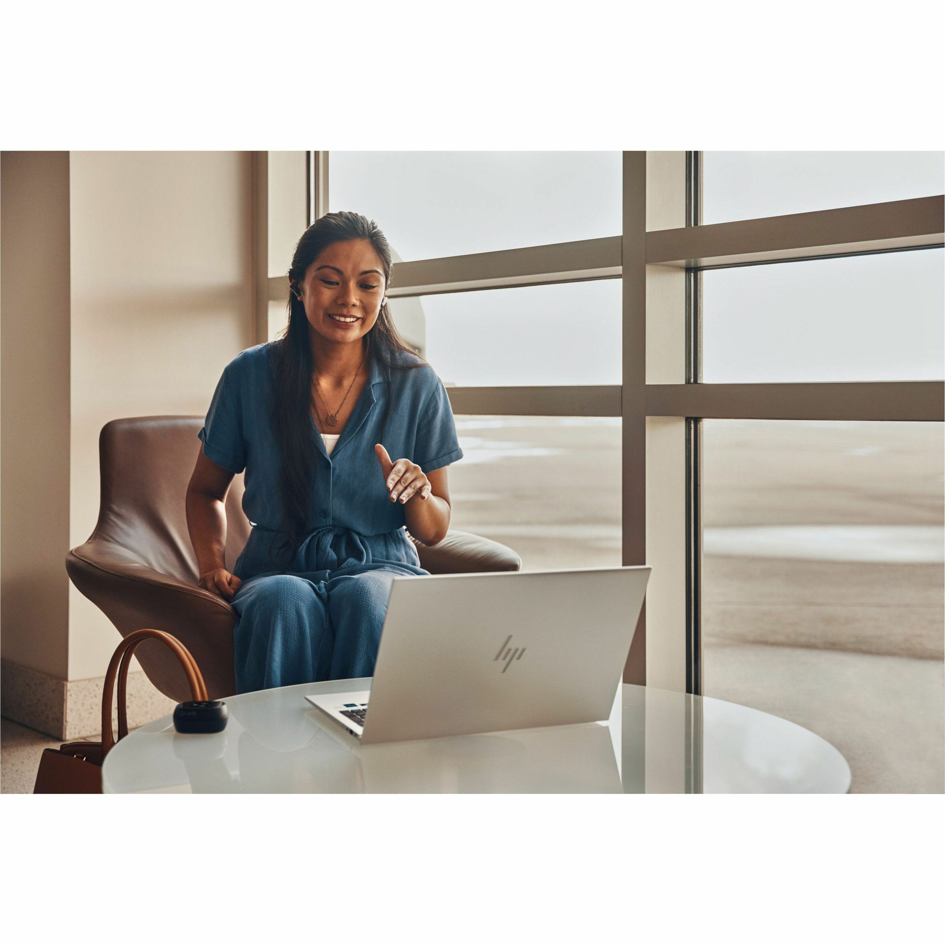 HP EliteBook 840 G10 14" Notebook - WQXGA - 120 Hz - Intel Core i7 13th Gen i7-1365U - 16 GB - 256 GB SSD - Intel Chip - 2560 x 1600 - Intel - In-plane Switching (IPS) Technology - Front Camera/Webcam - IEEE 802.11ax Wireless LAN Standard — life style