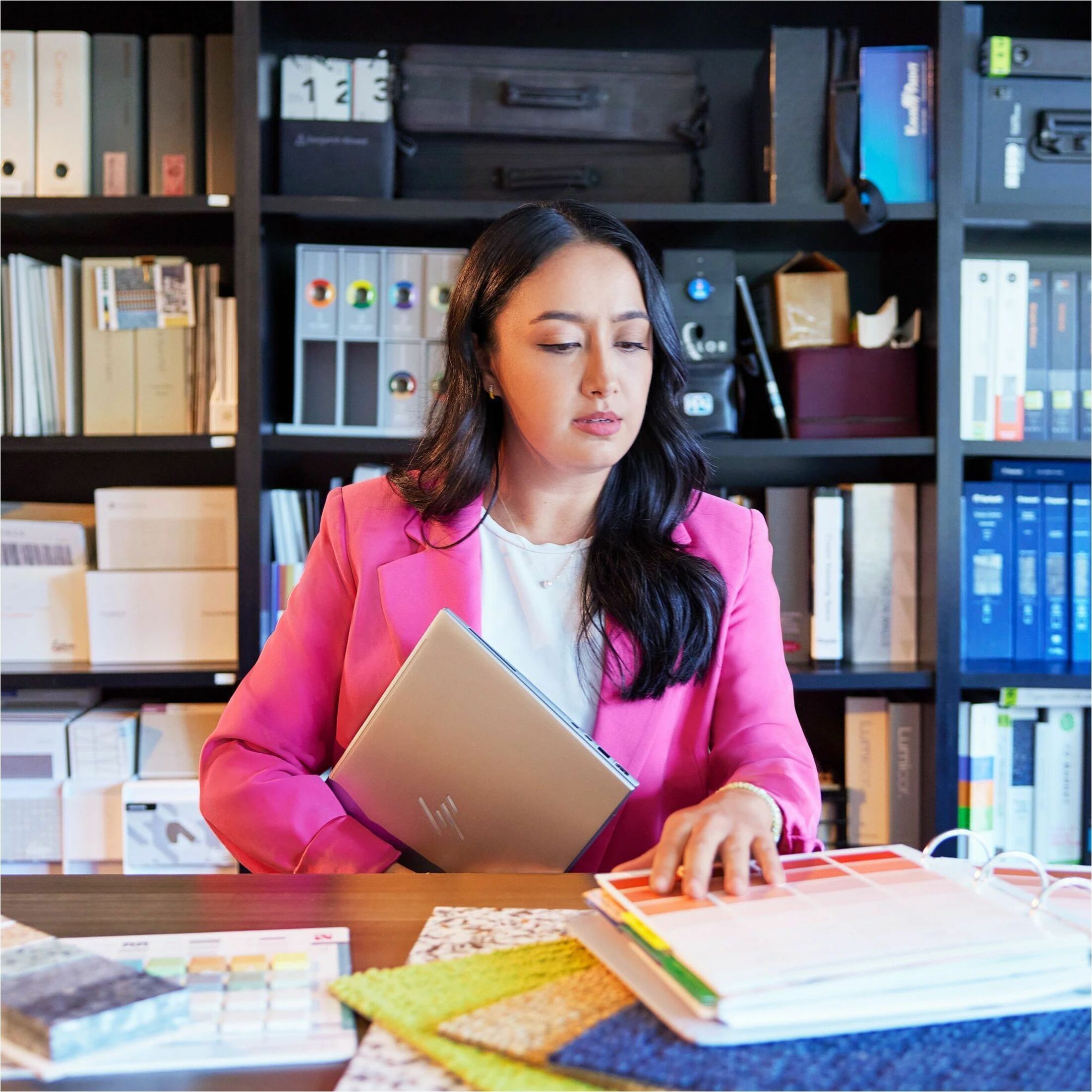 HP ZBook Firefly G11 A 14" Mobile Workstation - WUXGA - 60 Hz - AMD Ryzen 5 - 32 GB - 256 GB SSD - AMD Chip - 1920 x 1200 - In-plane Switching (IPS) Technology - Front Camera/Webcam - IEEE 802.11ax Wireless LAN Standard — life style