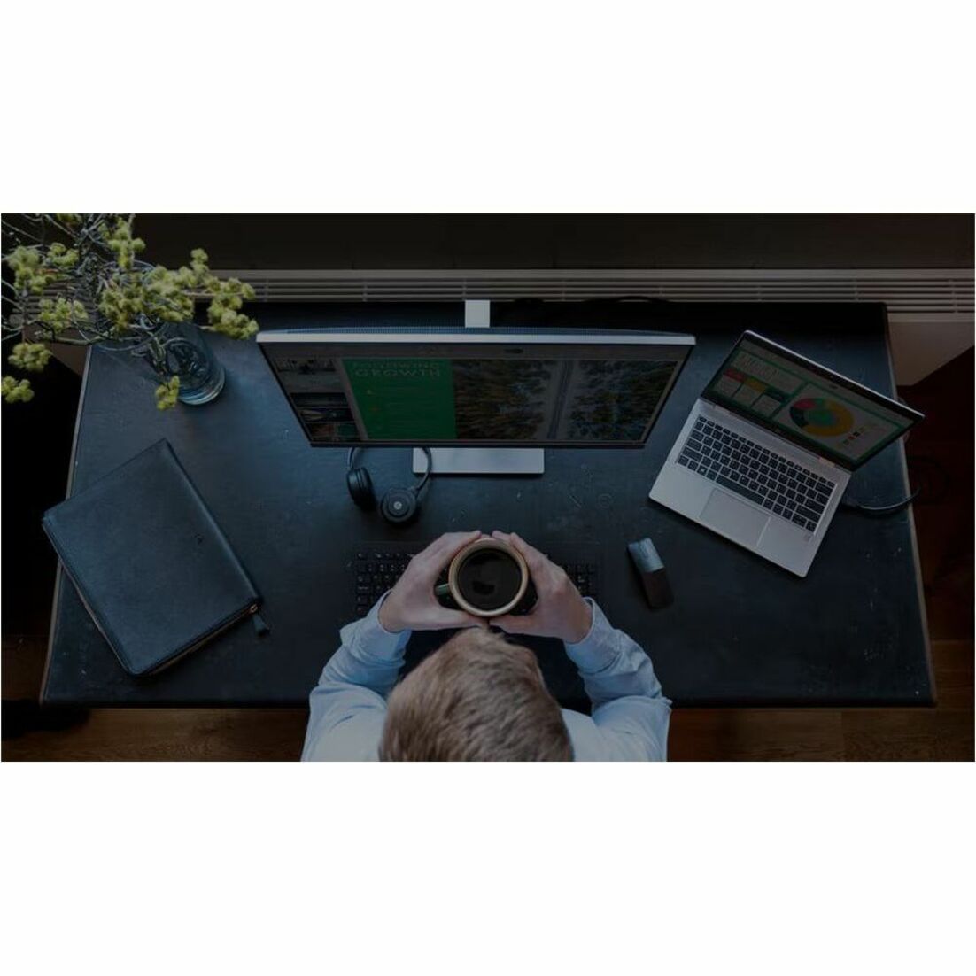 HP EliteBook 630 G11 13.3" Notebook - 4G - WUXGA - 60 Hz - Intel Core Ultra 5 125U - vPro Technology - 16 GB - 512 GB SSD - Pike Silver - Intel Chip - LTE-Advanced Pro, HSPA+, UMTS, DC-HSPA+ - 1920 x 1200 - Windows 11 Pro - Intel - In-plane Switching (IPS) Technology - Front Camera/Webcam - IEEE 802.11ax Wireless LAN Standard — life style