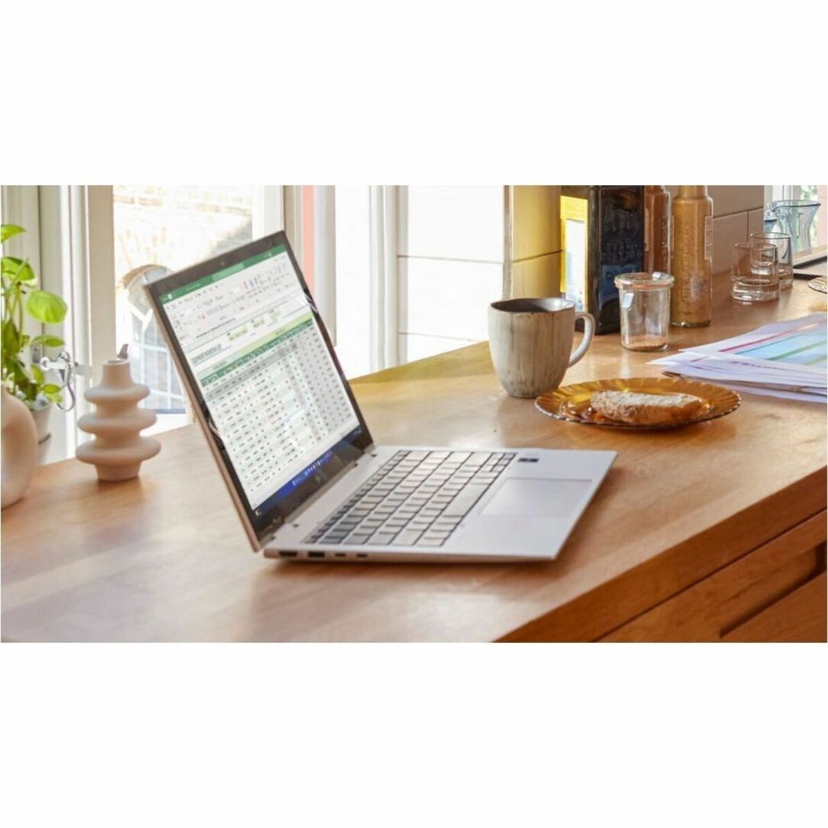 HP EliteBook 840 G11 14" Notebook - Intel Core Ultra 7 Series 1 165U - 32 GB - 512 GB SSD - Smart Card Reader - Intel Chip - Intel - 15.25 Hours Battery Run Time - IEEE 802.11ax Wireless LAN Standard - Wi-Fi 6E — alternate image12