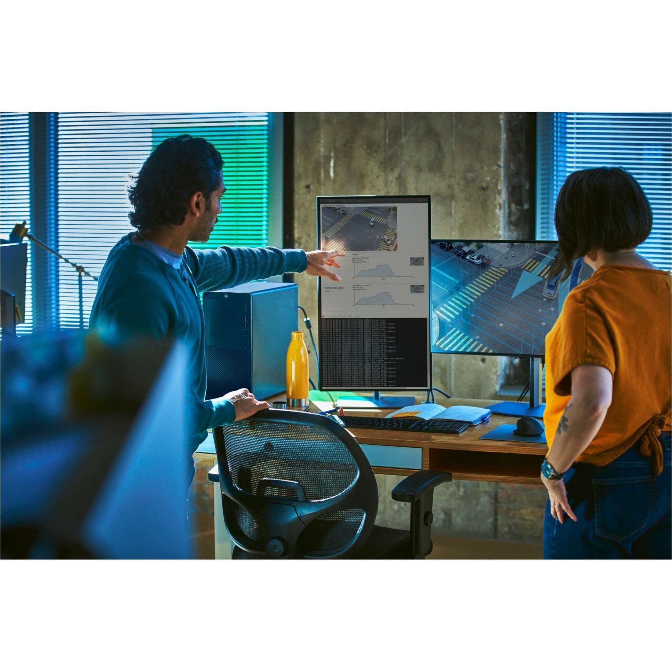 HP Z2 G9 Workstation - 1 Core i7 14th Gen i7-14700 - 32 GB - 512 GB SSD - Tower - Black - Intel W680 Chip - Windows 11 Pro - 12 GB Graphics - Serial ATA/600, NVMe Controller - 0, 1 RAID Levels - Gigabit Ethernet — alternate image4