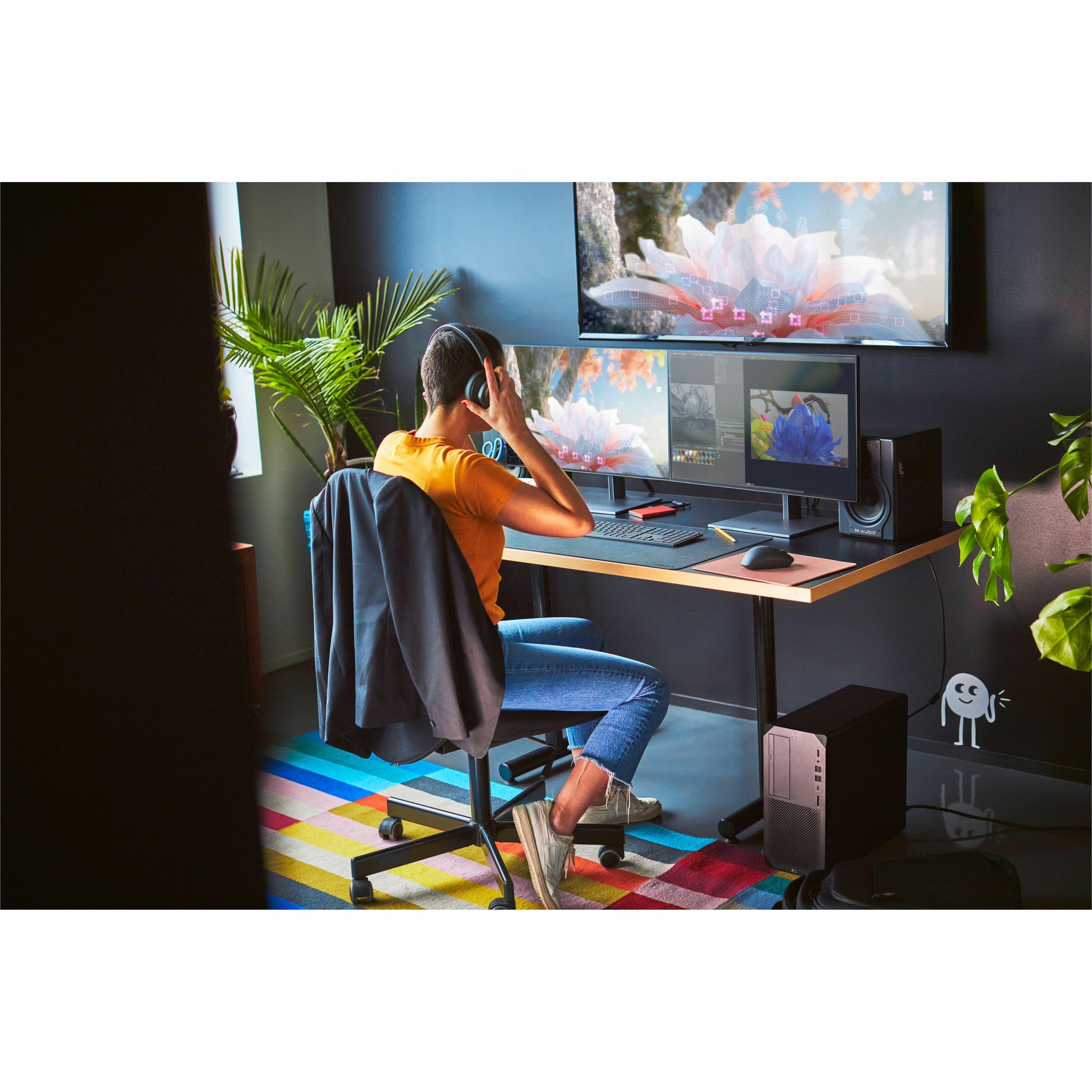 HP Z2 G9 Workstation - 1 Core i7 14th Gen i7-14700 - 32 GB - 512 GB SSD - Tower - Black - Intel W680 Chip - Windows 11 Pro - 12 GB Graphics - Serial ATA/600, NVMe Controller - 0, 1 RAID Levels - Gigabit Ethernet — alternate image4