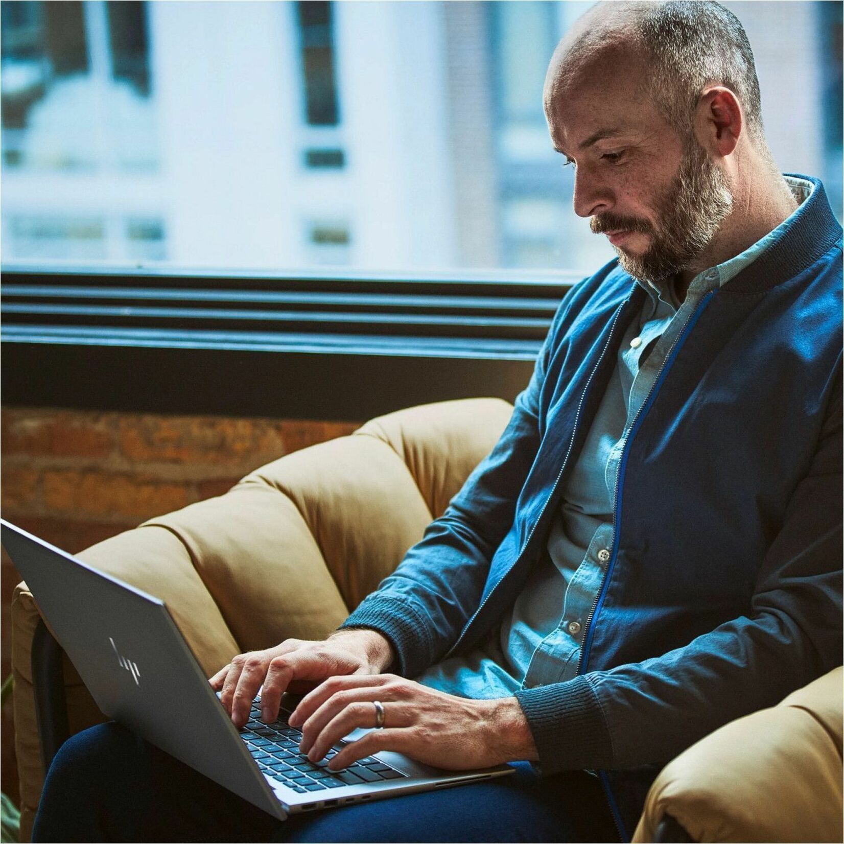 HP ZBook Firefly G11 A 14" Mobile Workstation - 5G - WUXGA - 60 Hz - AMD Ryzen 9 8945HS - 64 GB - 2 TB SSD - AMD Chip - LTE - 1920 x 1200 - AMD - In-plane Switching (IPS) Technology - Front Camera/Webcam - IEEE 802.11ax Wireless LAN Standard — life style