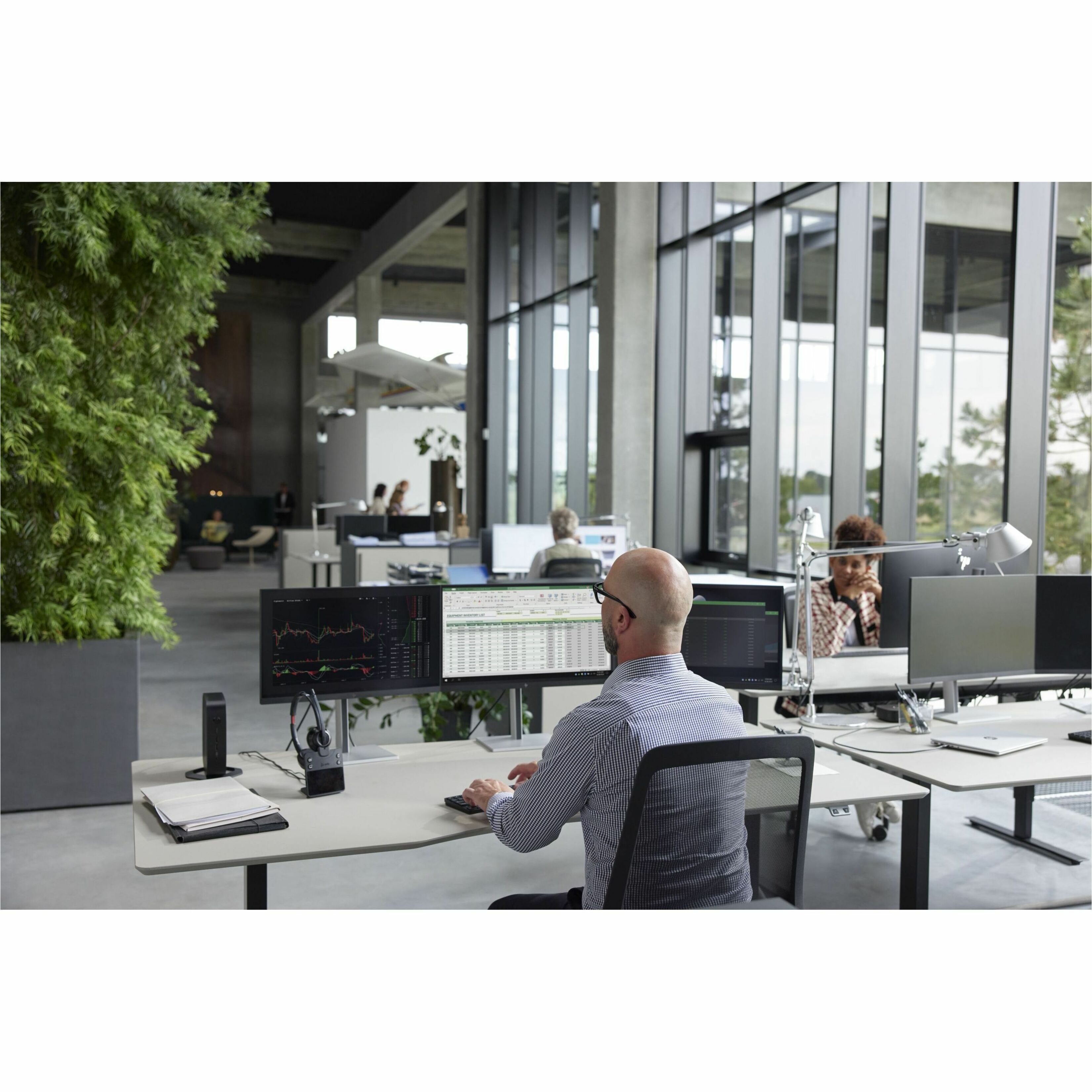 HP Elite t755 Thin Client - AMD Ryzen Embedded V2546 Hexa-core (6 Core) - AMD Chip - 16 GB RAM DDR4 SDRAM - 256 GB SSD - AMD Radeon Graphics - Gigabit Ethernet - Windows 11 IoT Enterprise LTSC 2024 - DisplayPort - Network (RJ-45) - 7 Total USB Port(s) - 2 USB 2.0 Port(s) - USB Type-C - 90 W — alternate image3