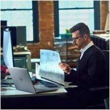 HP ZBook Power G11 A 16" Mobile Workstation - 32 GB — life style