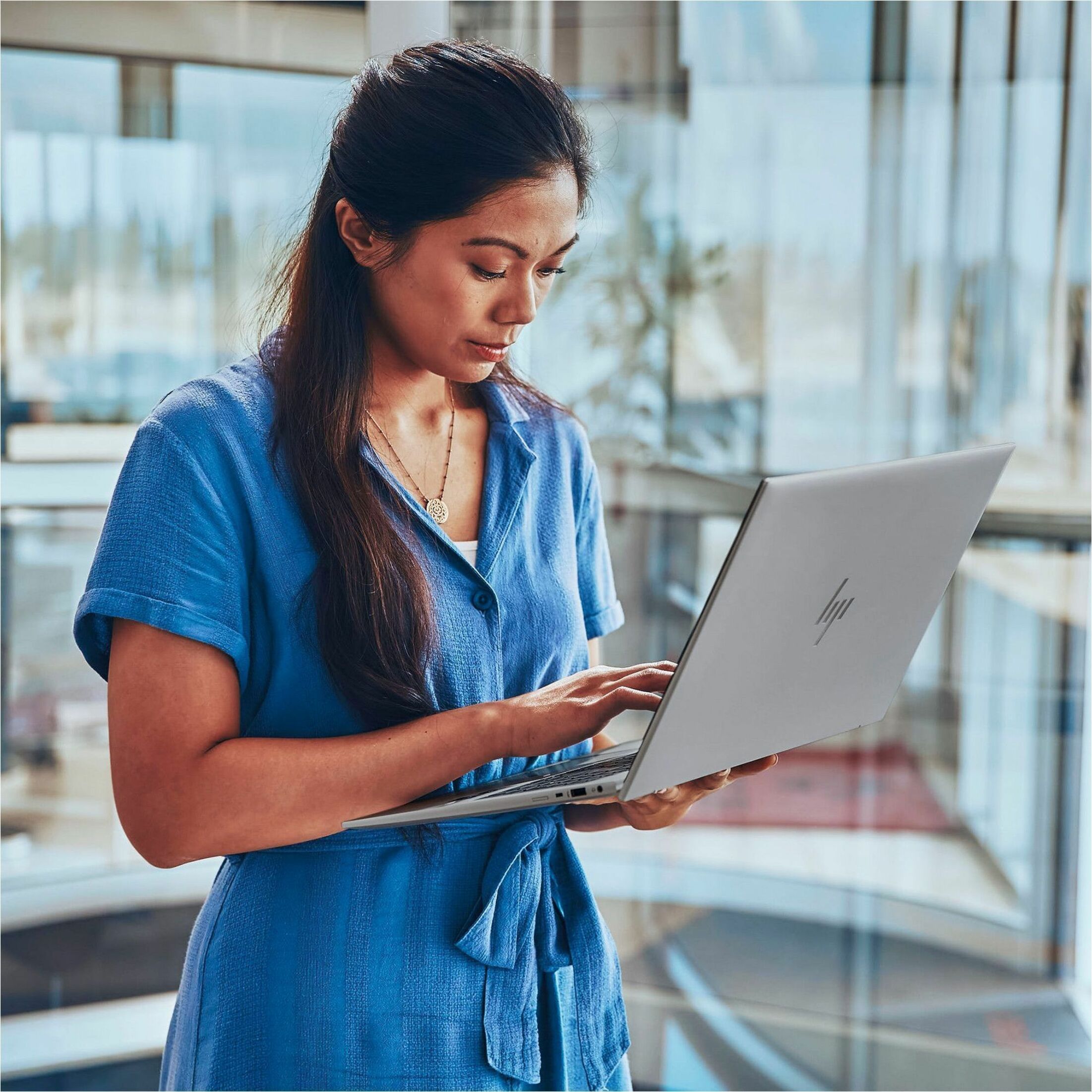 HP ZBook Firefly G11 16" Mobile Workstation - WUXGA - 60 Hz - Intel Core Ultra 7 1st Gen 165H - 64 GB - 2 TB SSD - Intel Chip - 1920 x 1200 - Intel - In-plane Switching (IPS) Technology - Front Camera/Webcam - IEEE 802.11ax Wireless LAN Standard — alternate image6
