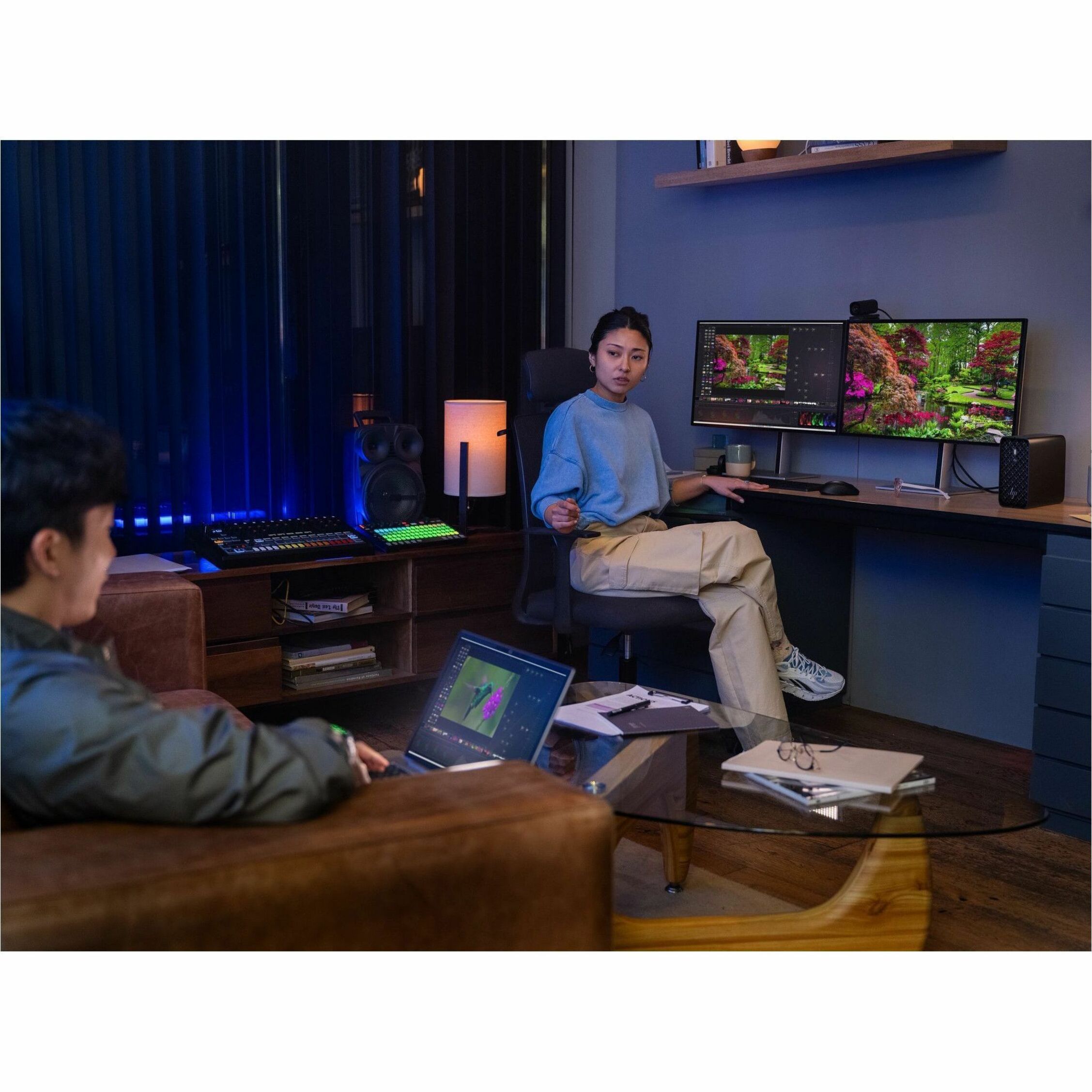 HP Z2 Mini G1a Workstation - 1 x AMD Ryzen AI MAX PRO 385 - 64 GB - 1 TB SSD - Mini PC - Jet Black - AMD Chip - Windows 11 Pro - AMD Graphics - NVMe Controller - 0, 1 RAID Levels - French Keyboard - 2.5 Gigabit Ethernet - Wireless LAN — alternate image5