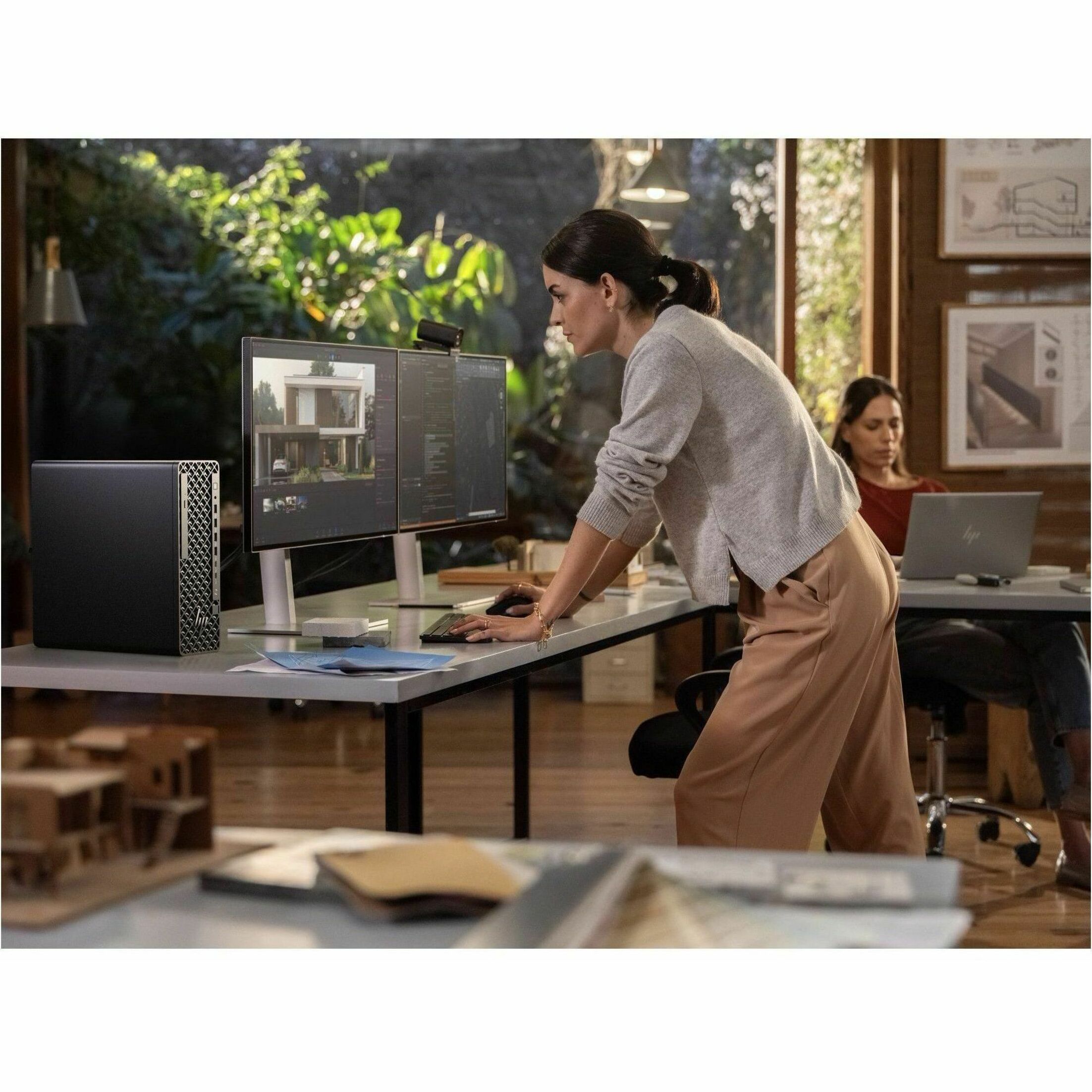 HP Z2 G1i Workstation - Intel Core Ultra 7 265 - 64 GB - 1 TB SSD - Small Form Factor - Black - Intel W880 Chip - Windows 11 Pro - Intel Graphics - English Keyboard - Ethernet — alternate image10