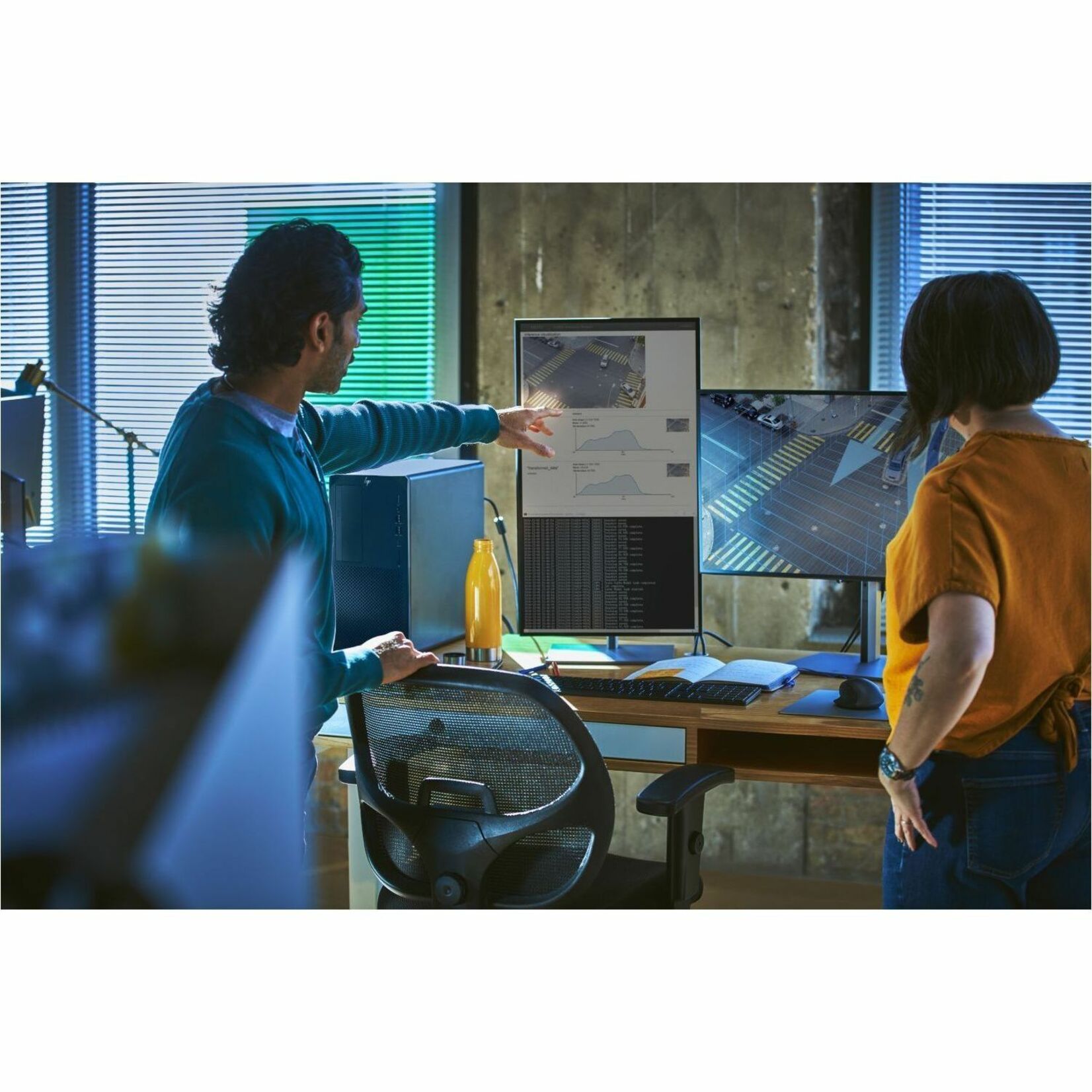 HP Z2 G9 Workstation - 1 x Intel Core i9 14th Gen i9-14900 - 32 GB - 512 GB SSD - Tower - Black - Intel W680 Chip - Serial ATA/600, NVMe Controller - 0, 1 RAID Levels - Gigabit Ethernet — alternate image3