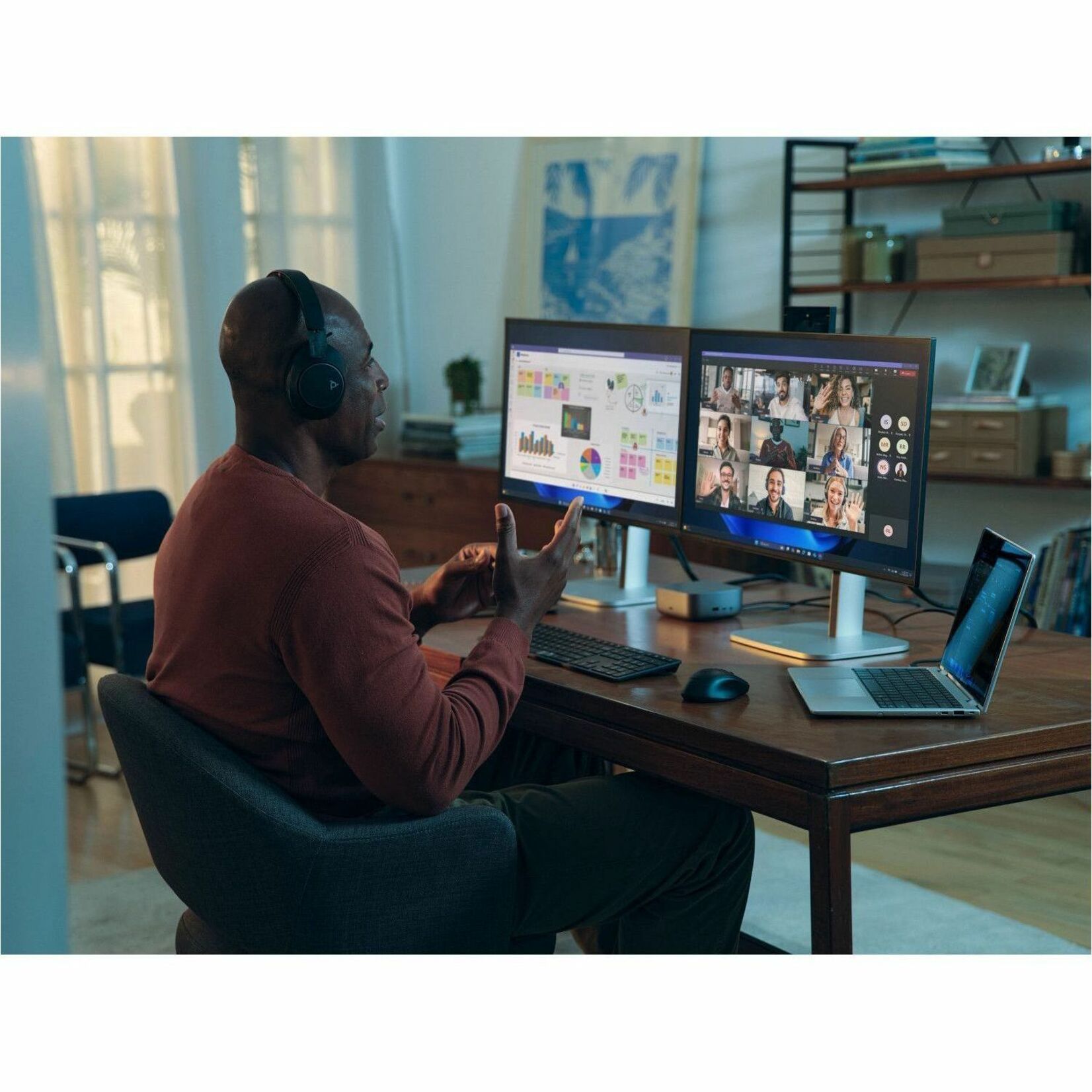 HP EliteBook 8 Flip G1i 13.3" Touchscreen Convertible 2 in 1 Notebook - WUXGA - Intel Core Ultra 5 235U - 32 GB - 512 GB SSD - Glacier Silver - Intel Chip - 1920 x 1200 - Windows 11 Pro - Intel - In-plane Switching (IPS) Technology - Front Camera/Webcam - IEEE 802.11ax Wireless LAN Standard — life style
