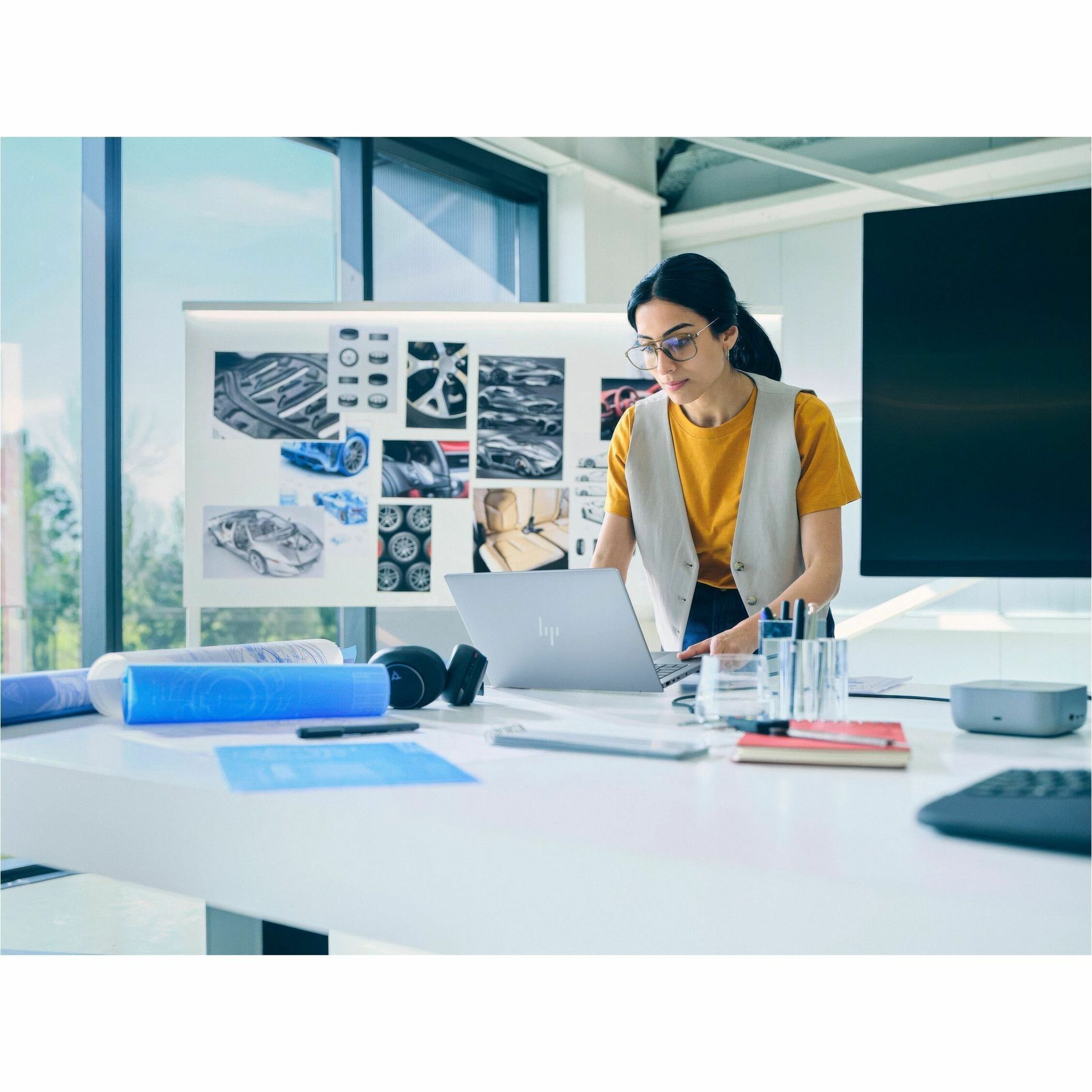HP ZBook 8 G1i 14" Mobile Workstation - Intel Core Ultra 5 2nd Gen 235U - 16 GB - 256 GB SSD - Intel Chip - Intel - Front Camera/Webcam — life style