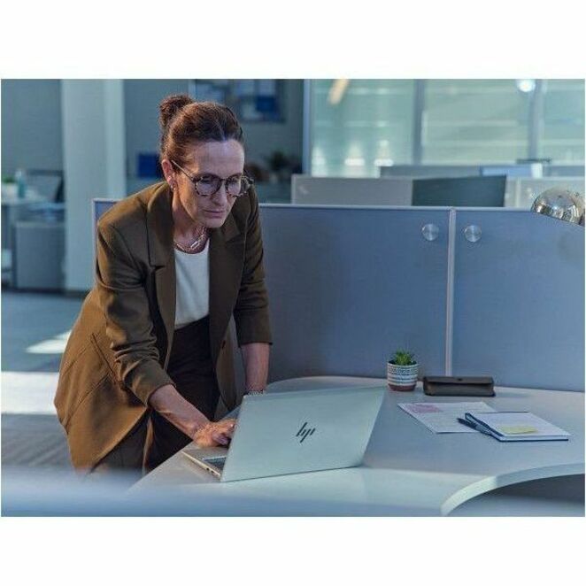 HP EliteBook 6 G1a 14" Notebook - AMD Ryzen 5 PRO 230 - 16 GB - 256 GB SSD - AMD Chip - Front Camera/Webcam — alternate image4