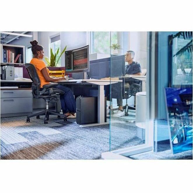 HP Z8 G5 Workstation - Intel Xeon w5-3535X - 64 GB - 1 TB SSD - Tower - Black - Intel C741 Chip - Serial ATA/600, NVMe Controller - 0, 1, 5, 10 RAID Levels - Gigabit Ethernet — alternate image4