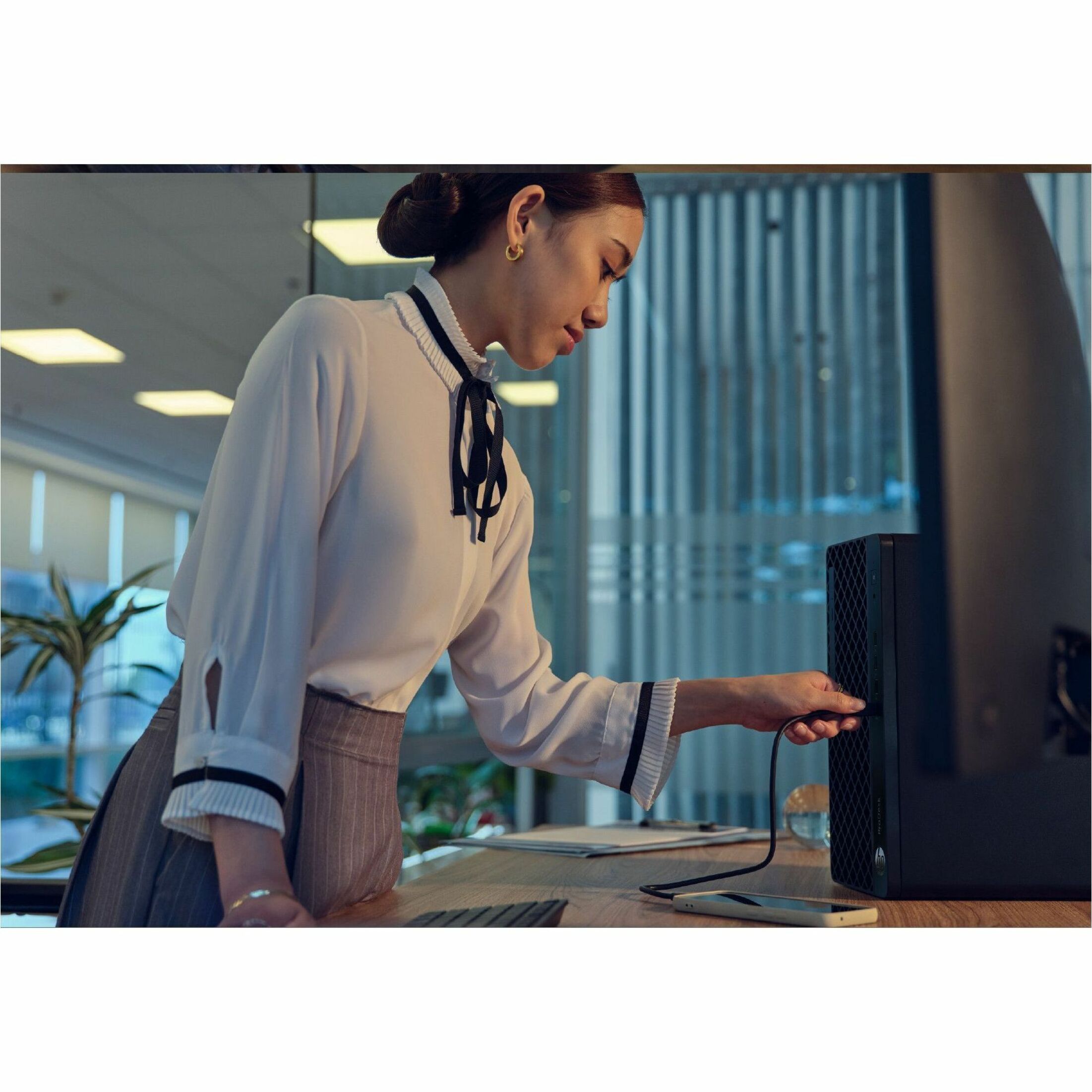 HP ProDesk 4 G1i Desktop Computer - Intel Core Ultra 5 235 - vPro Technology - 16 GB - 512 GB SSD - Tower - Jack Black - Intel Q870 Chip - Windows 11 Pro - Intel DDR5 SDRAM - English Keyboard - 280 W — alternate image4