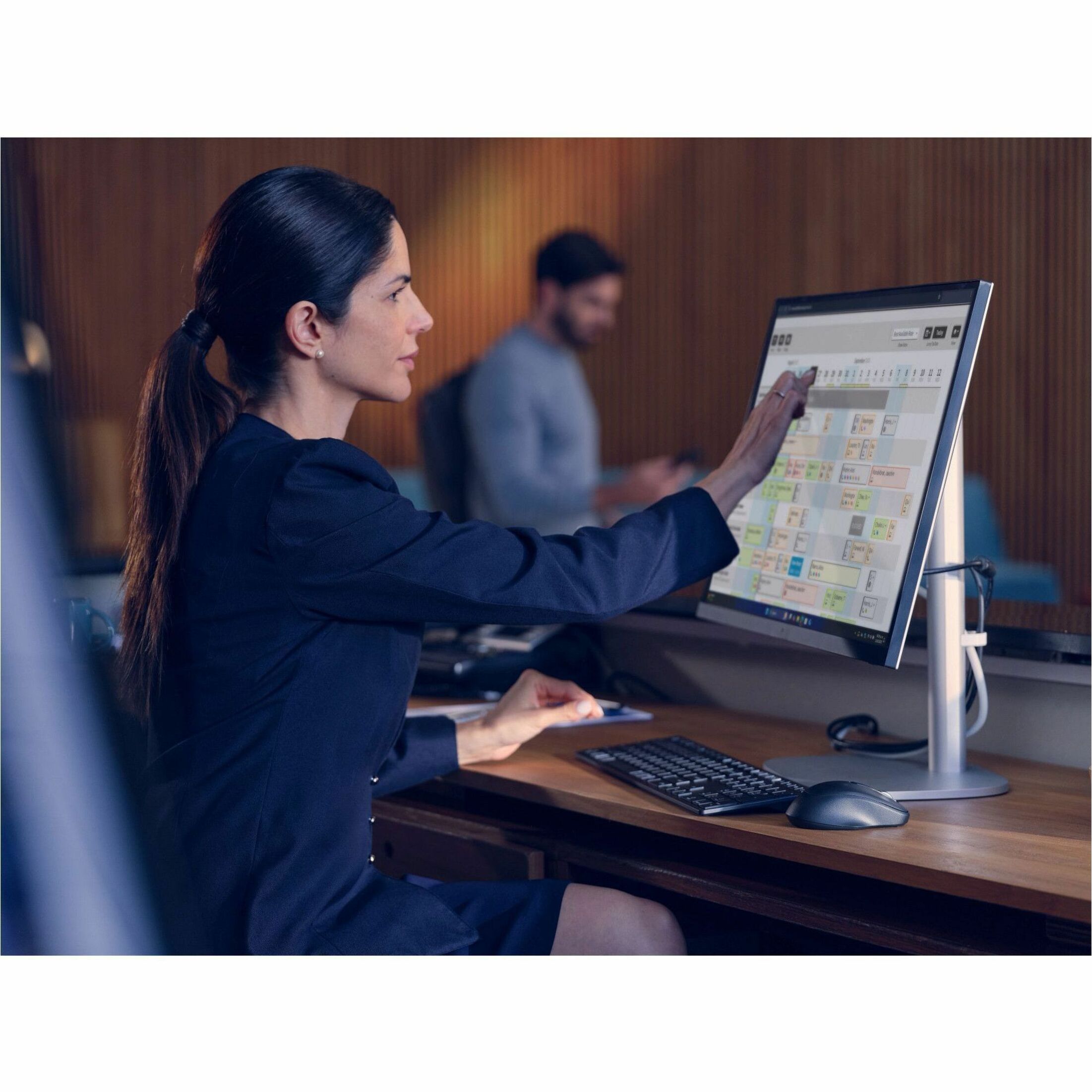 HP EliteStudio 8 AiO G1i All-in-One Computer - Intel Core Ultra 5 235 - vPro Technology - 16 GB - 512 GB SSD - 27" QHD Touchscreen - Desktop - Pike Silver - Intel Q870 Chip - 2560 x 1440 - Windows 11 Pro - Intel DDR5 SDRAM - English Keyboard - IEEE 802.11be Wireless LAN - 280 W — life style