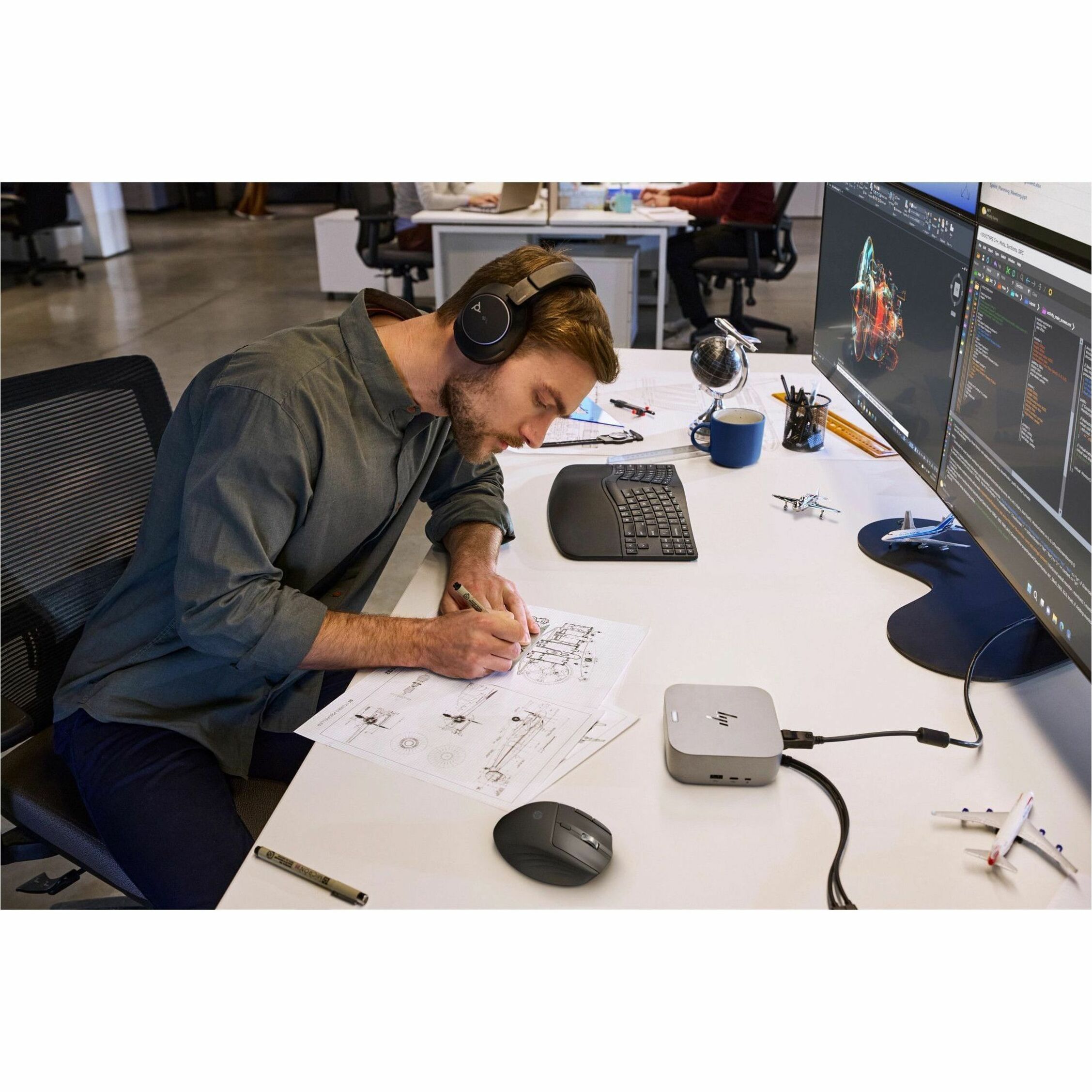 HP Ultra-Fast-Scroll Wireless Mouse 780M (B8YX3AA) - Wireless - Bluetooth/Radio Frequency - 2.40 GHz - Rechargeable - USB Type A - Scroll Wheel - 6 Programmable Button(s) — alternate image2