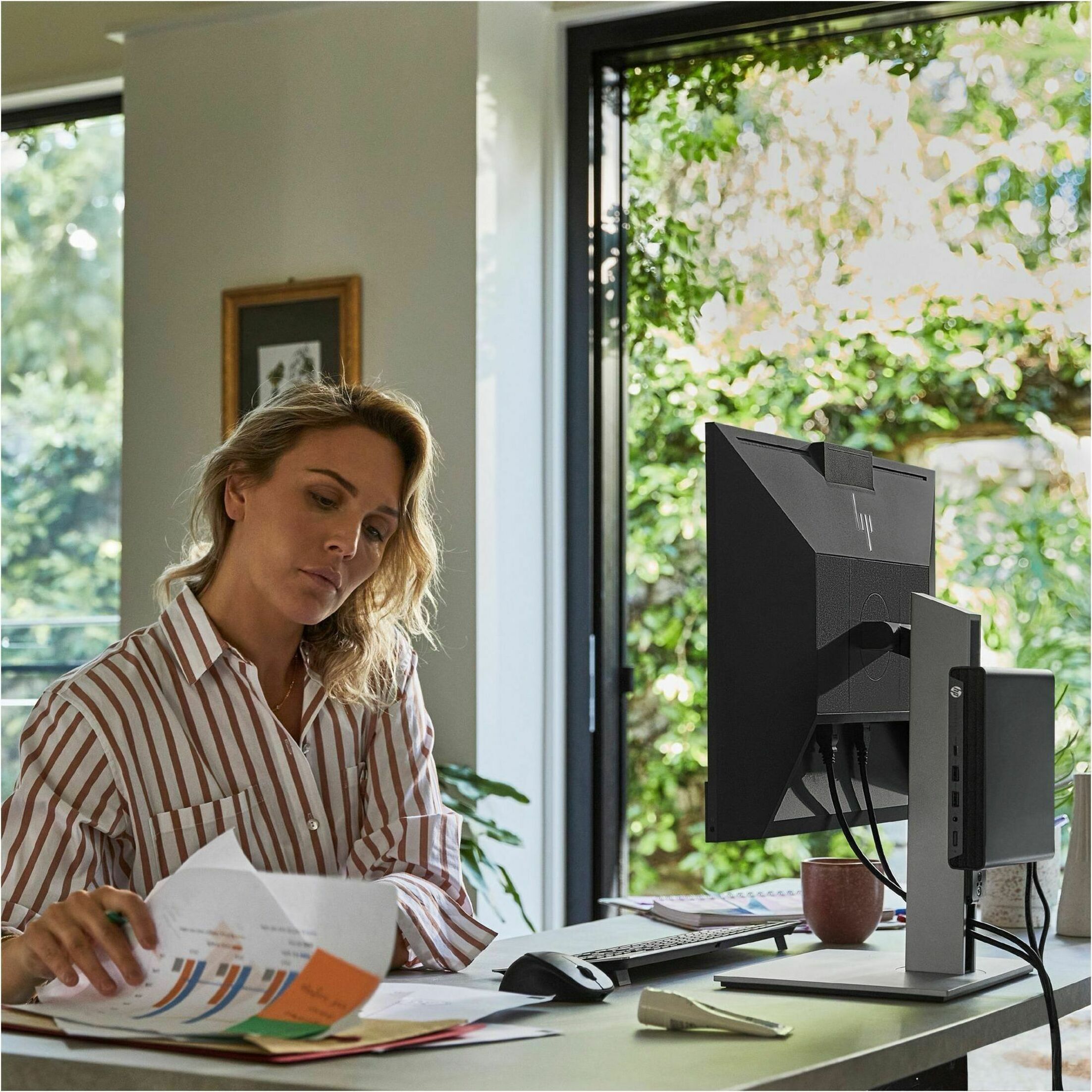 HP Elite Mini 800 G9 Desktop Computer - Intel Core i5 14th Gen i5-14500 - 16 GB - 1 TB SSD - Desktop Mini - Intel Q670 Chip — alternate image2