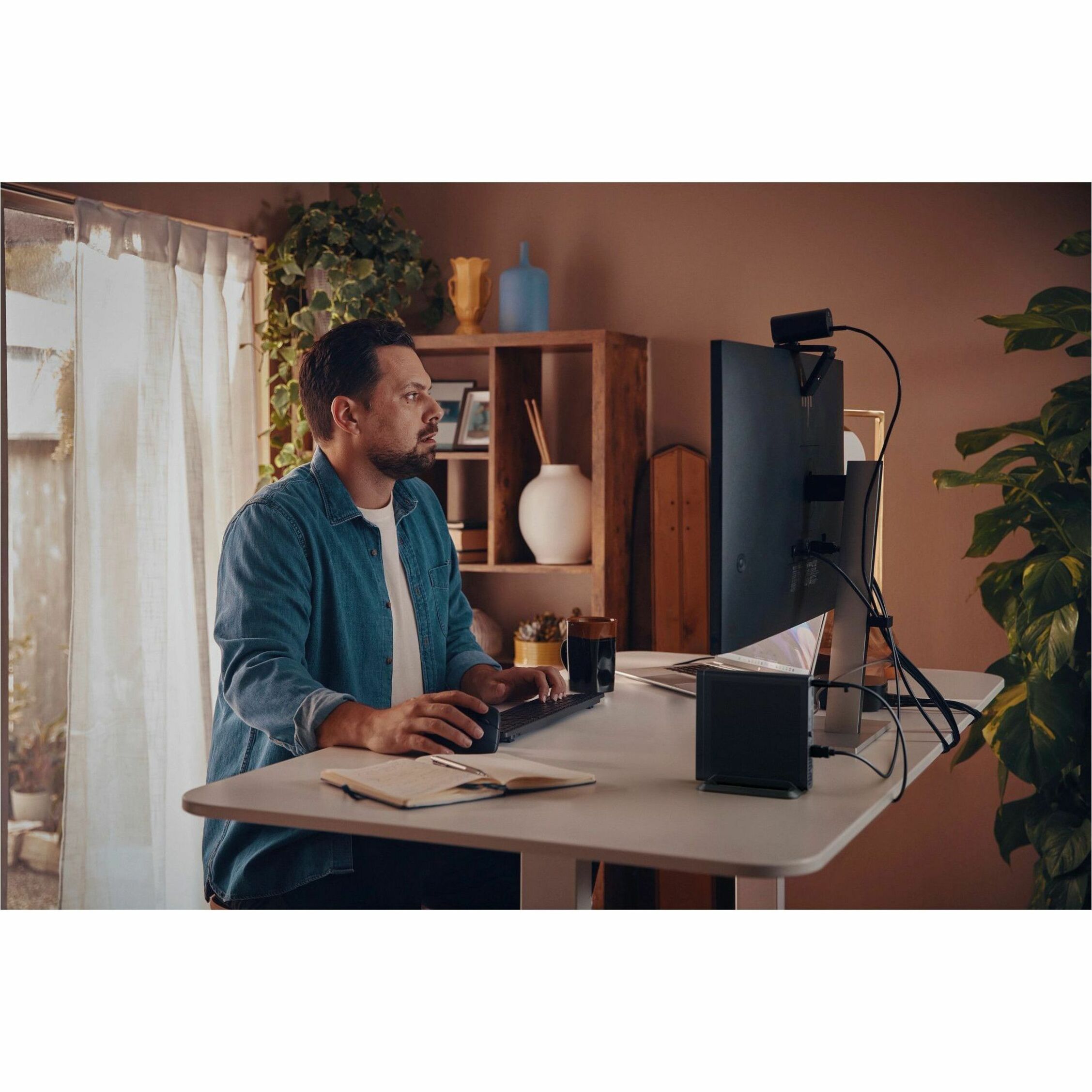 HP EliteDesk 8 G1a Desktop Computer - AMD Ryzen 5 PRO 215 - 16 GB - 512 GB SSD - Desktop Mini - AMD Chip — alternate image3