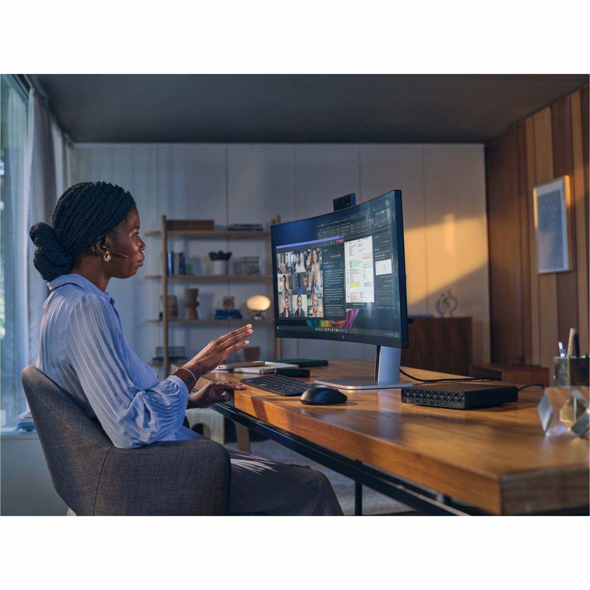 HP EliteDesk 8 G1a Desktop Computer - AMD Ryzen 5 PRO 215 - 16 GB - 512 GB SSD - Desktop Mini - AMD Chip — alternate image4