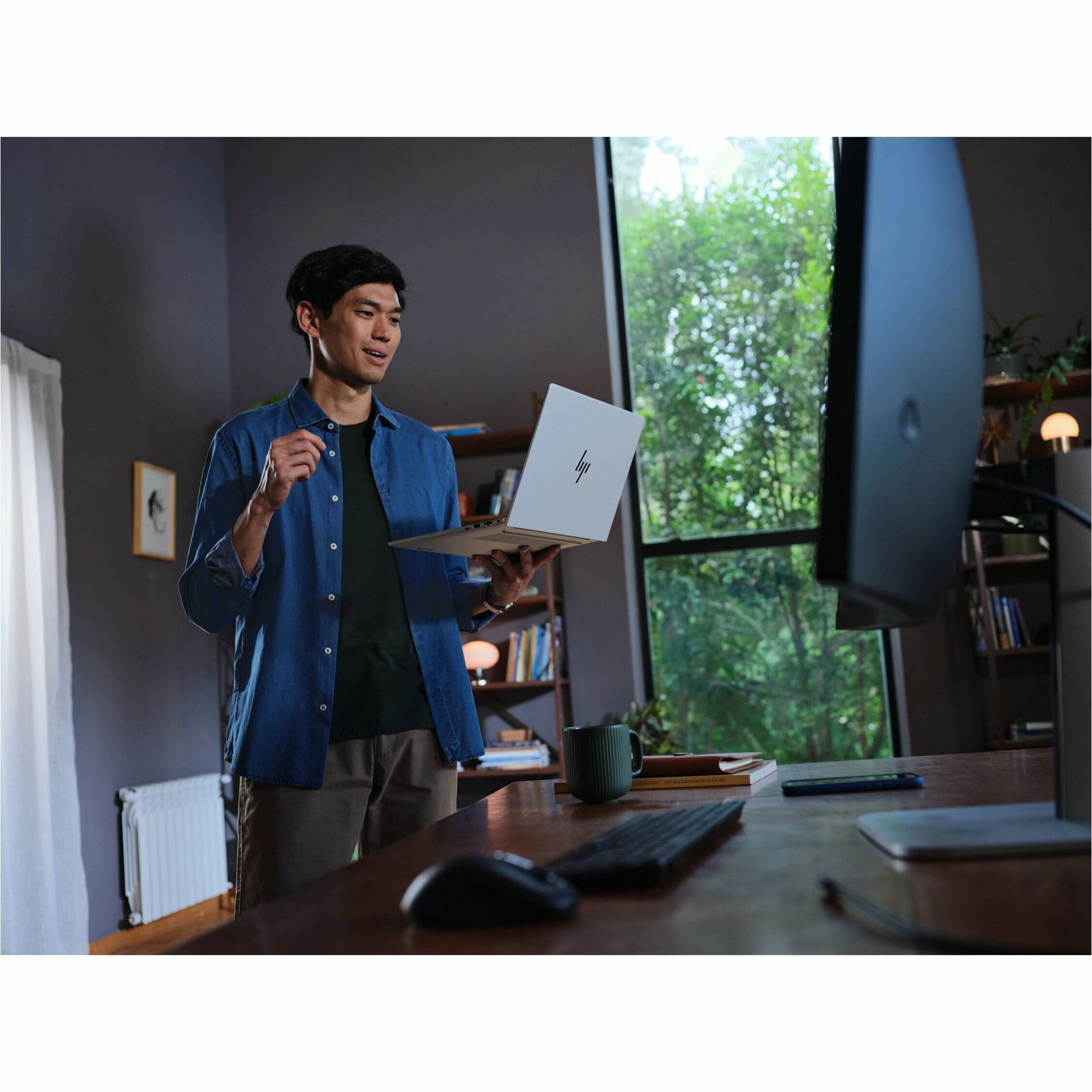 HP EliteBook 8 G1a 14" Notebook - AMD Ryzen 5 PRO 230 - 16 GB - 256 GB SSD - AMD Chip - AMD Radeon Graphics - 17.50 Hours Battery Run Time — alternate image11