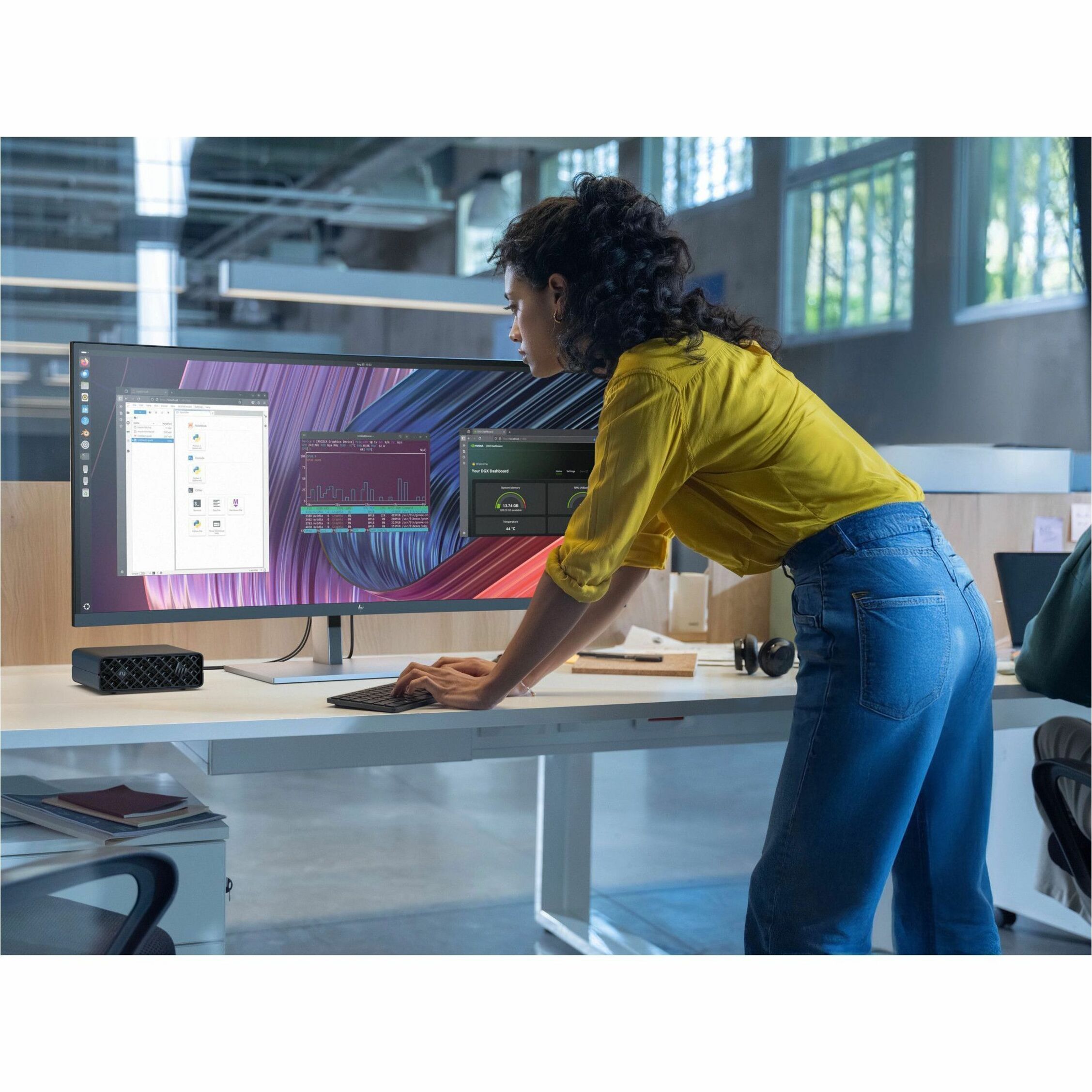 HP ZGX G1n Workstation - ARM Cortex X925 - 128 GB - 4 TB SSD - Mini PC - Black - NVIDIA GB10 Grace Blackwell Superchip Chip - DGX OS - NVIDIA Graphics - French Keyboard - 10 Gigabit Ethernet, 200 Gigabit Ethernet - Wireless LAN — life style