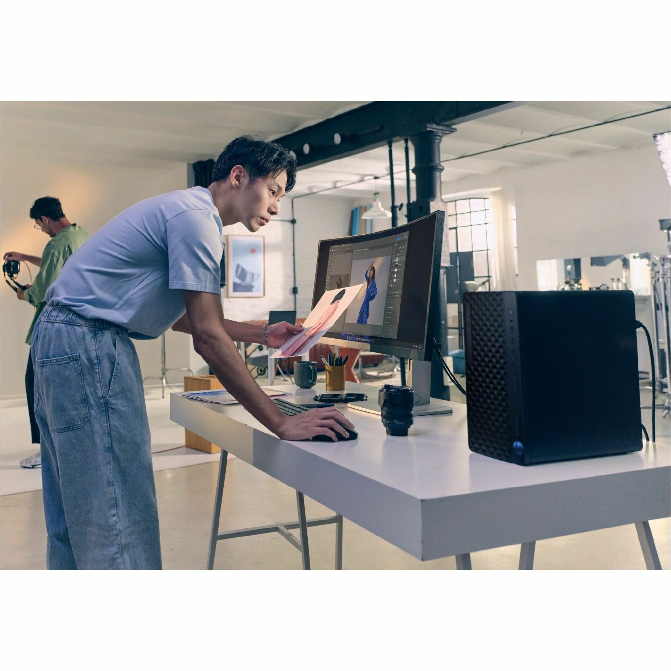 HP EliteDesk 8 G1i Desktop Computer - Intel Core Ultra 7 265 - vPro Technology - 32 GB - 512 GB PCI Express NVMe 4.0 x4 SSD - Tower - Jack Black - Intel Q870 Chip - Windows 11 Pro - Intel DDR5 SDRAM - French Keyboard - 280 W — life style