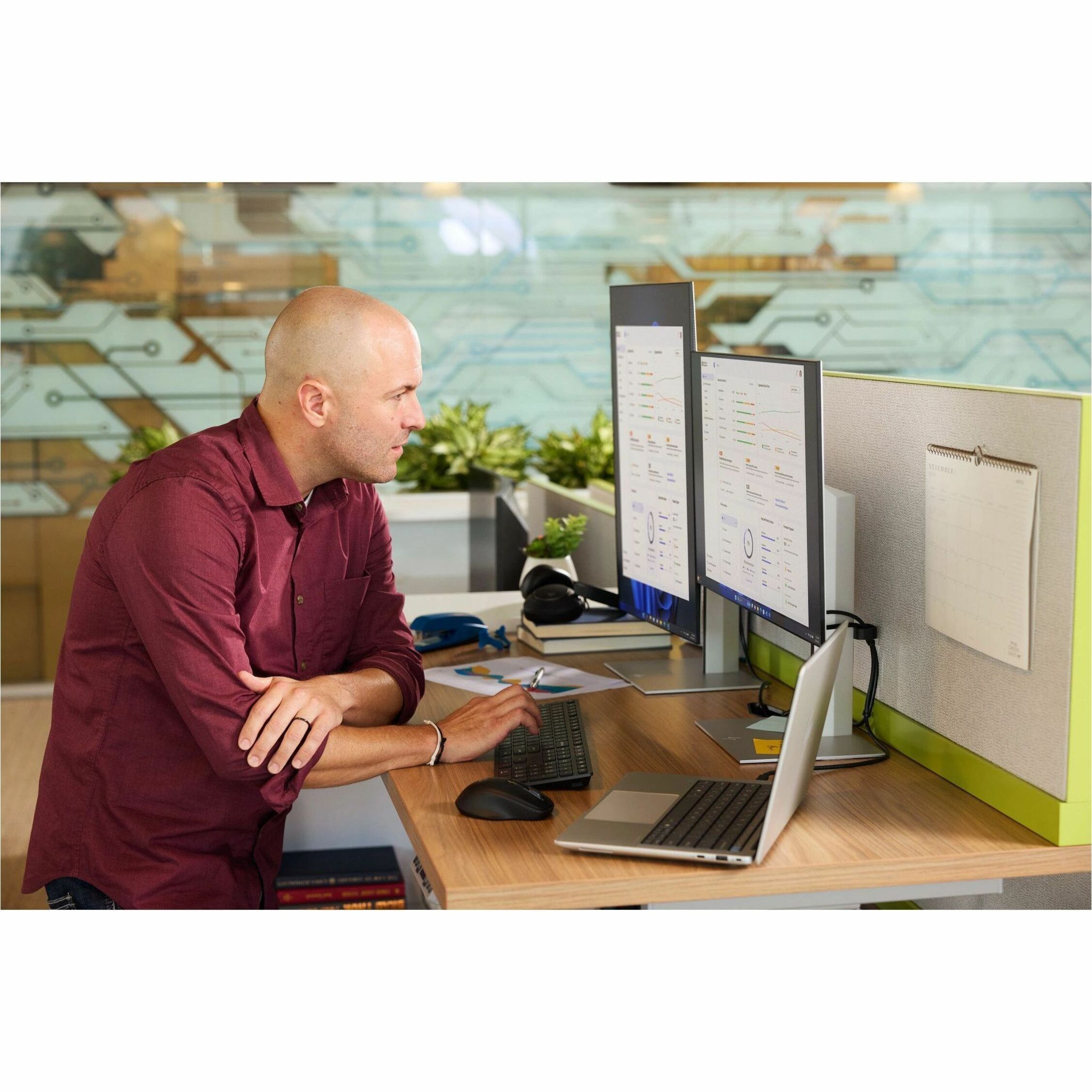 HP EliteBook X G1a 14" Copilot+ PC Notebook - WUXGA - AMD Ryzen AI 5 PRO Ryzen AI PRO 300 Series 340 - 32 GB - 1 TB SSD - French, English Keyboard - Glacier Silver - AMD Chip - 1920 x 1200 - Windows 11 Pro - AMD - In-plane Switching (IPS) Technology - Front Camera/Webcam - IEEE 802.11be Wireless LAN Standard - Wi-Fi 7 — alternate image5