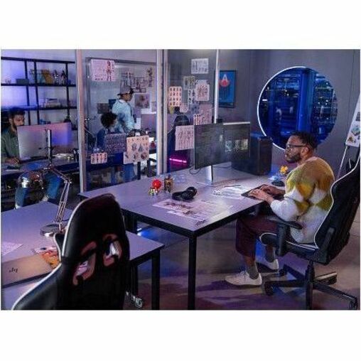 HP Z4 G5 Workstation - 1 x Intel Xeon w7-2495X - 64 GB - Tower - Black - Intel W790 Chip - Serial ATA/600, NVMe Controller - 0, 1, 5, 10 RAID Levels - Gigabit Ethernet — alternate image1