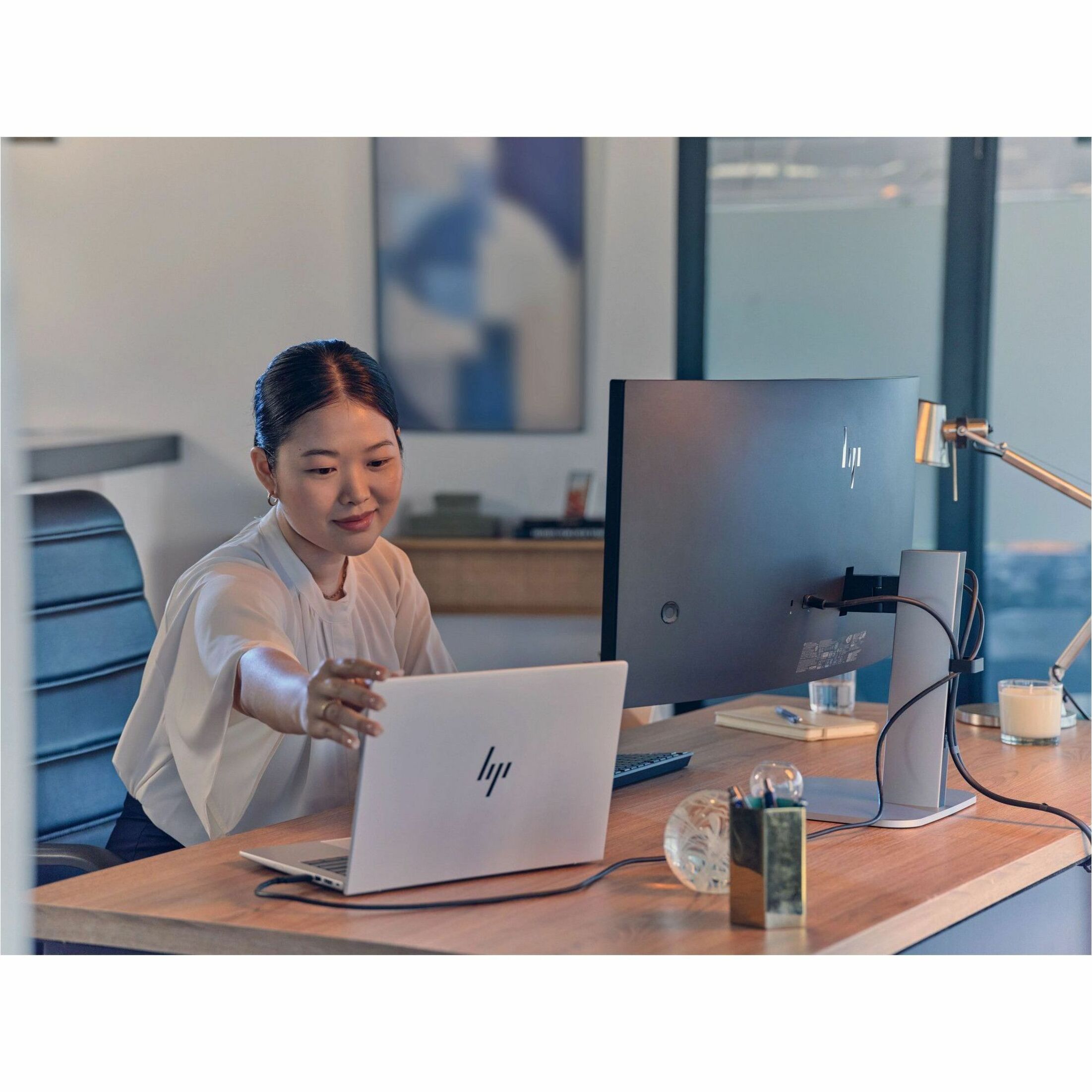 HP EliteBook 8 G1a 16" Notebook - AMD Ryzen 7 Ryzen 200 Series 250 - 24 GB - 512 GB SSD - AMD Chip - AMD — alternate image11