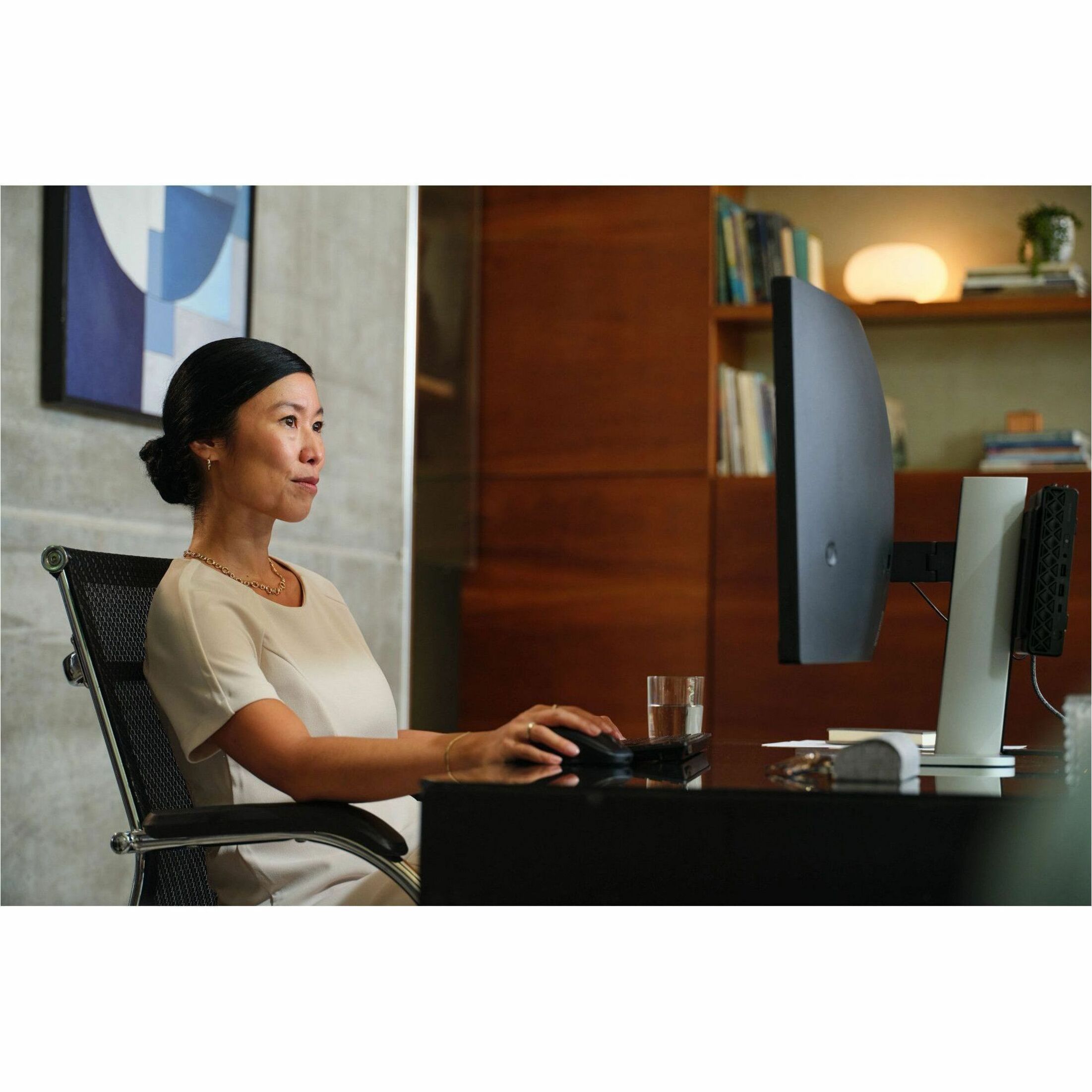 HP EliteDesk 8 G1a Desktop Computer - AMD Ryzen 5 Ryzen 200 Series 220 - 16 GB - 512 GB PCI Express NVMe SSD - Mini PC - AMD Chip - AMD Radeon 740M DDR5 SDRAM — alternate image12