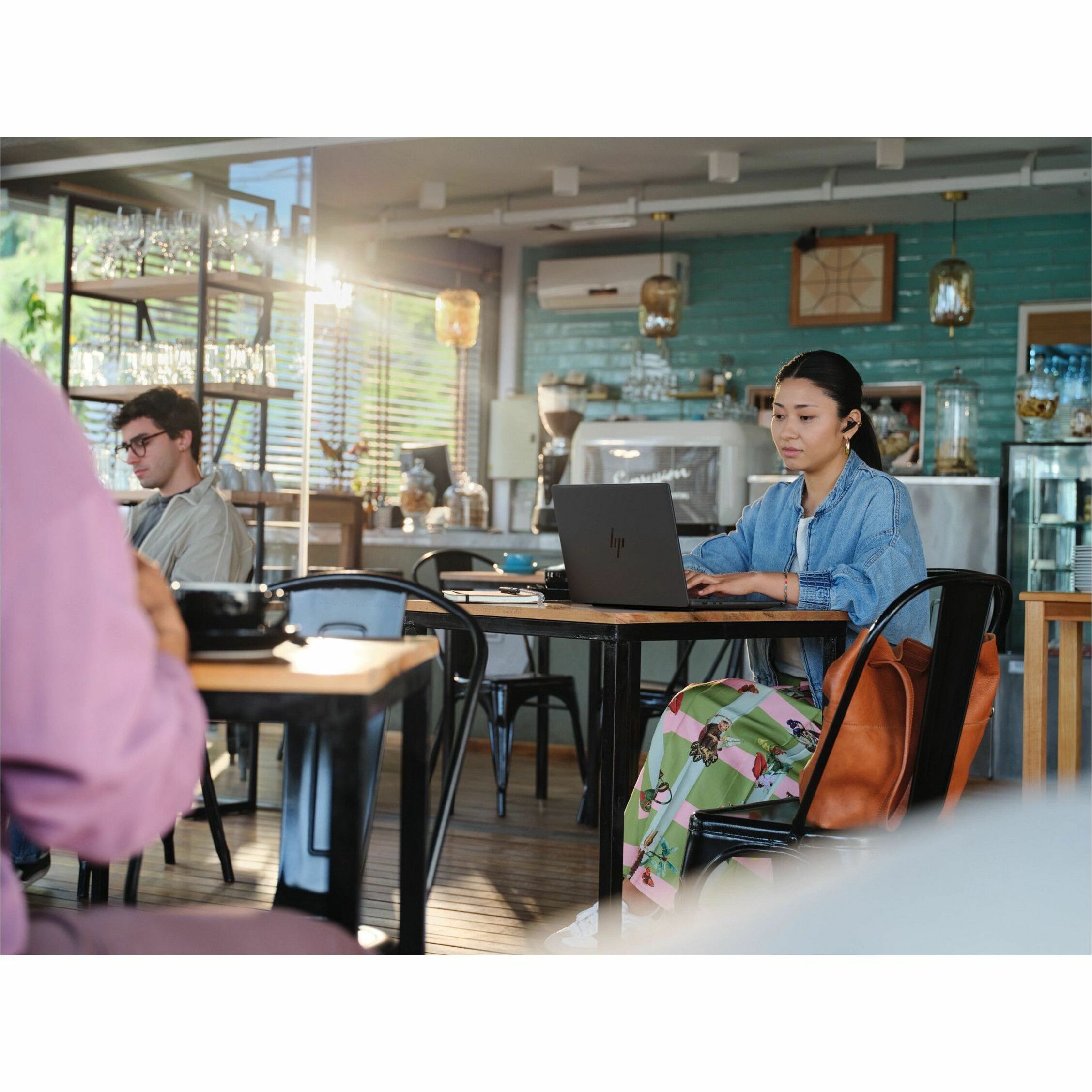 HP ZBook Ultra G1a 14" Mobile Workstation - AMD Ryzen AI Max+ PRO Ryzen AI Max PRO 300 Series 395 - 128 GB - 2 TB SSD - AMD Chip - AMD - 14.50 Hours Battery Run Time - IEEE 802.11be Wireless LAN Standard - Wi-Fi 7 — alternate image2