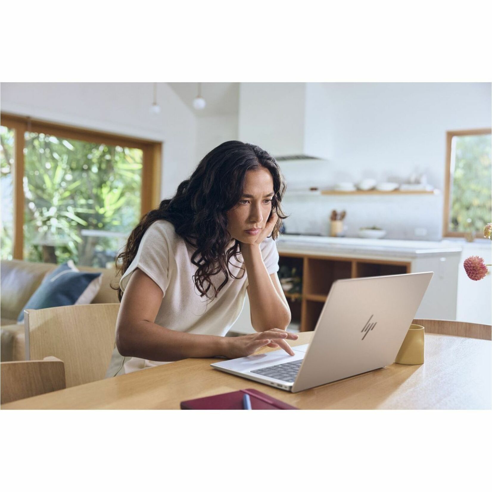 HP EliteBook X G2a 14" Notebook - AMD Ryzen AI 7 PRO Ryzen AI PRO 400 Series 450 - 32 GB - 512 GB SSD - AMD Chip - AMD - IEEE 802.11be Wireless LAN Standard - Wi-Fi 7 — life style